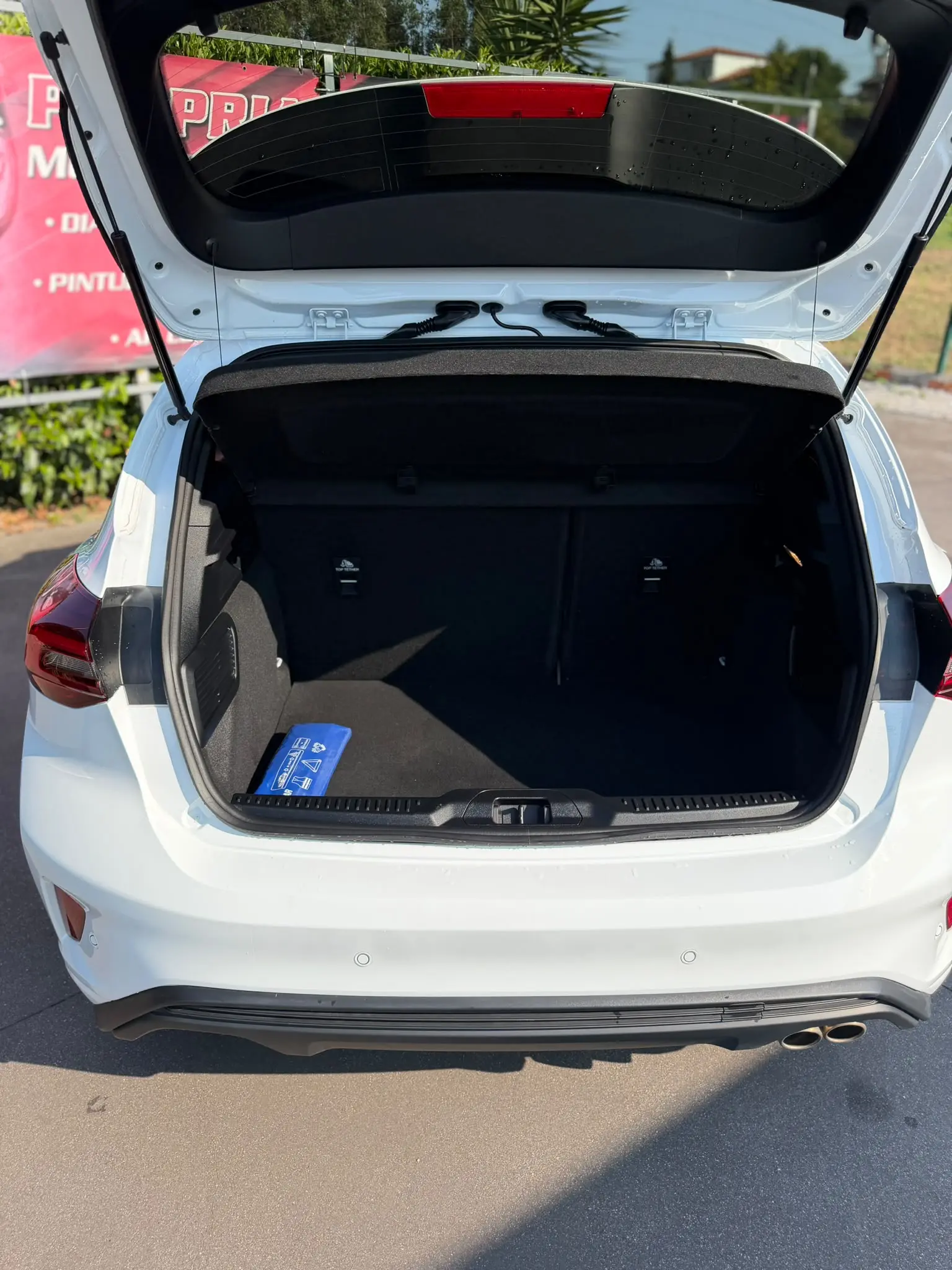 Ford Focus 1.0 EcoBoost MHEV ST-Line 2