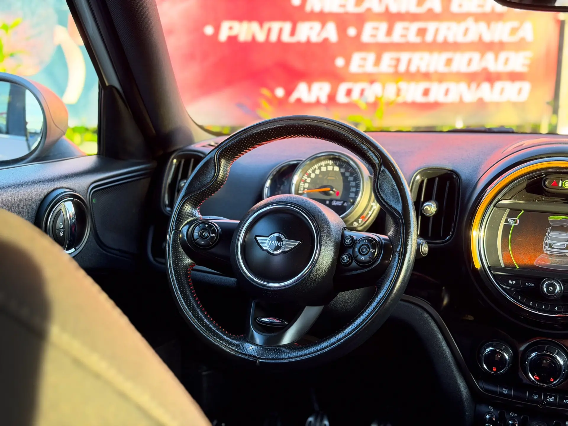 MINI Countryman One D Sport Edition 16