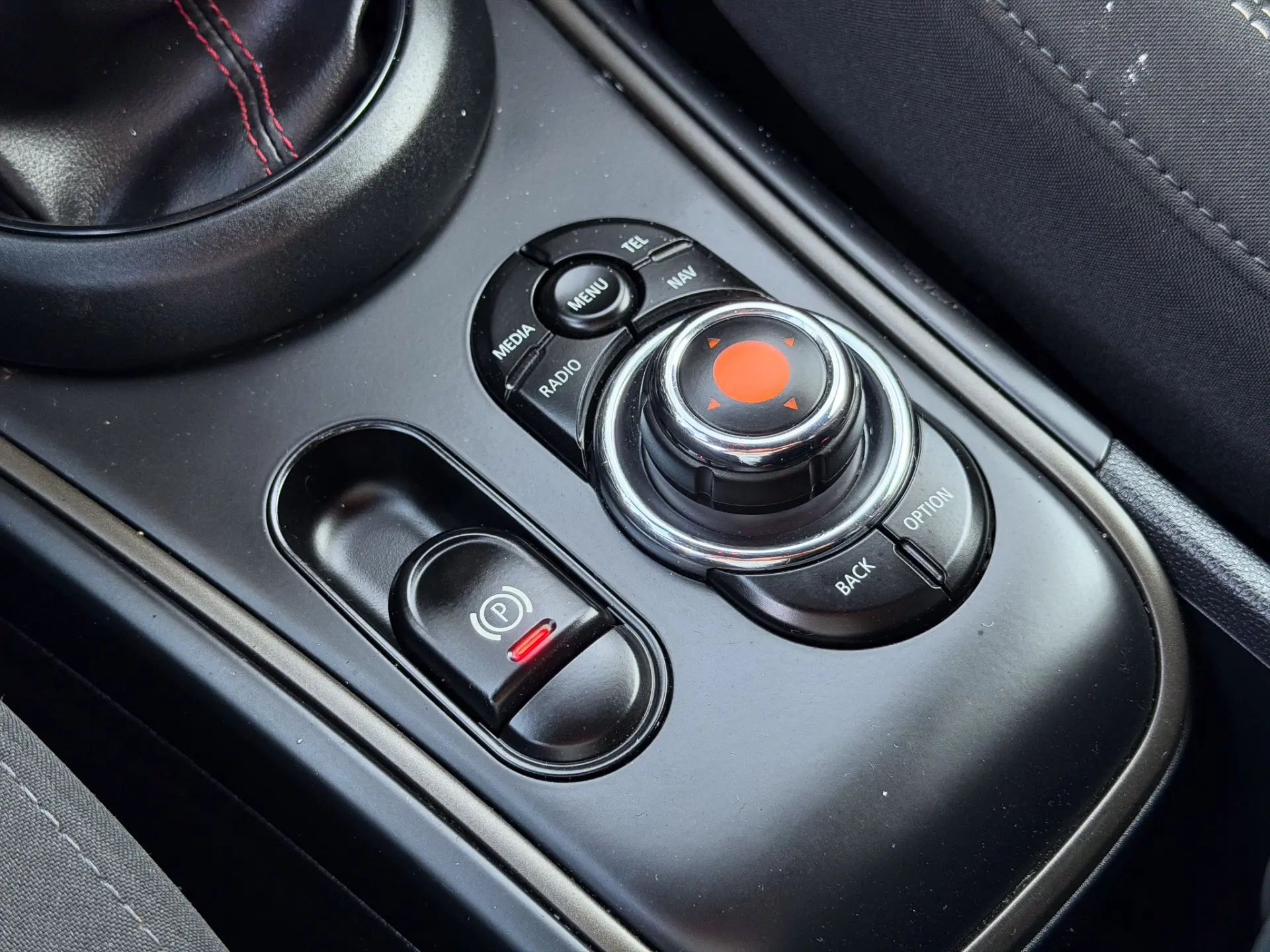 MINI Countryman One D Sport Edition 23