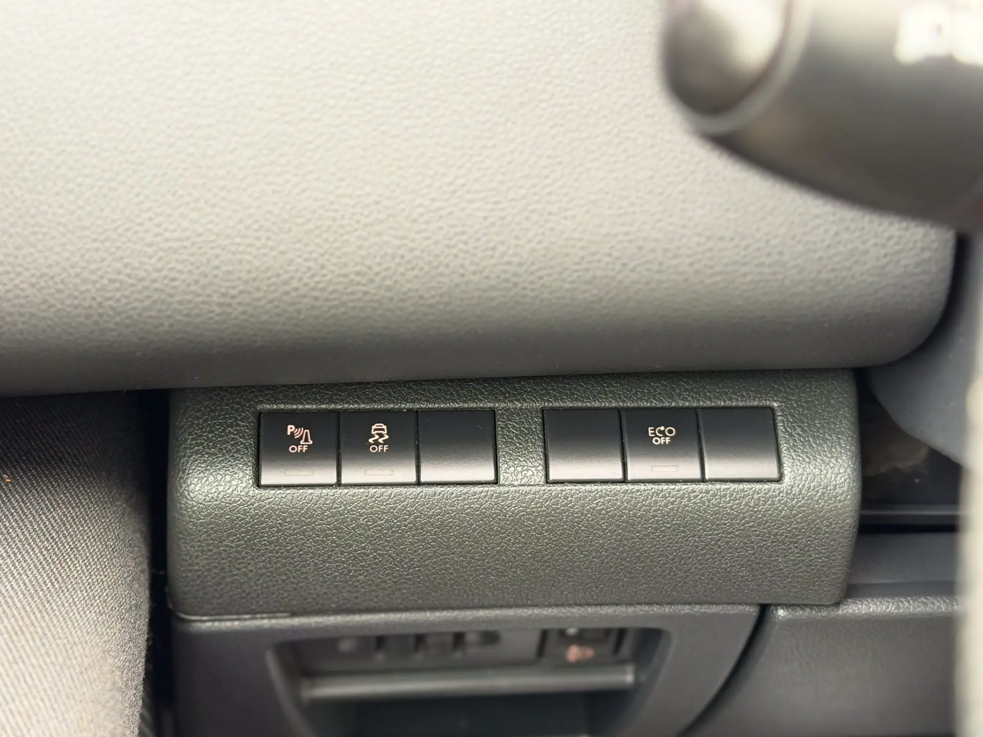 Peugeot 5008 1.6 E-HDi Active 2-Tronic 19