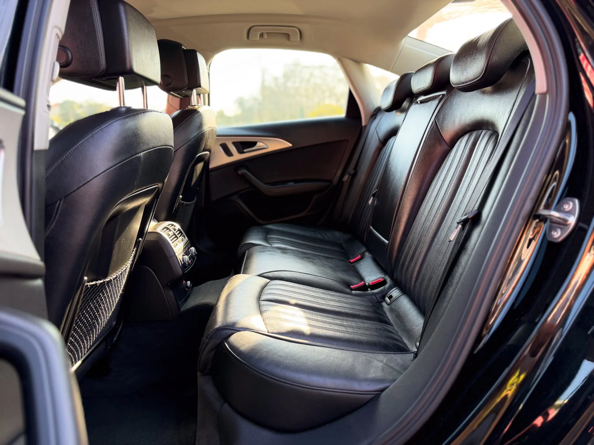 Audi A6 2.0 TDi S-line S tronic 15