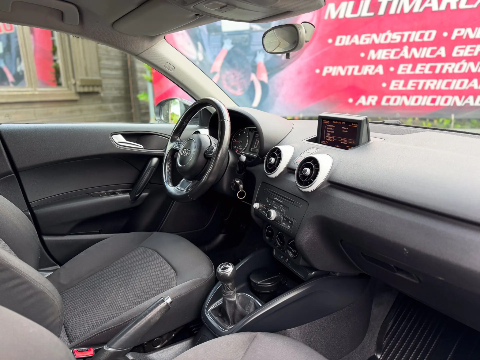 Audi A1 Sportback 1.6 TDI S-line 14