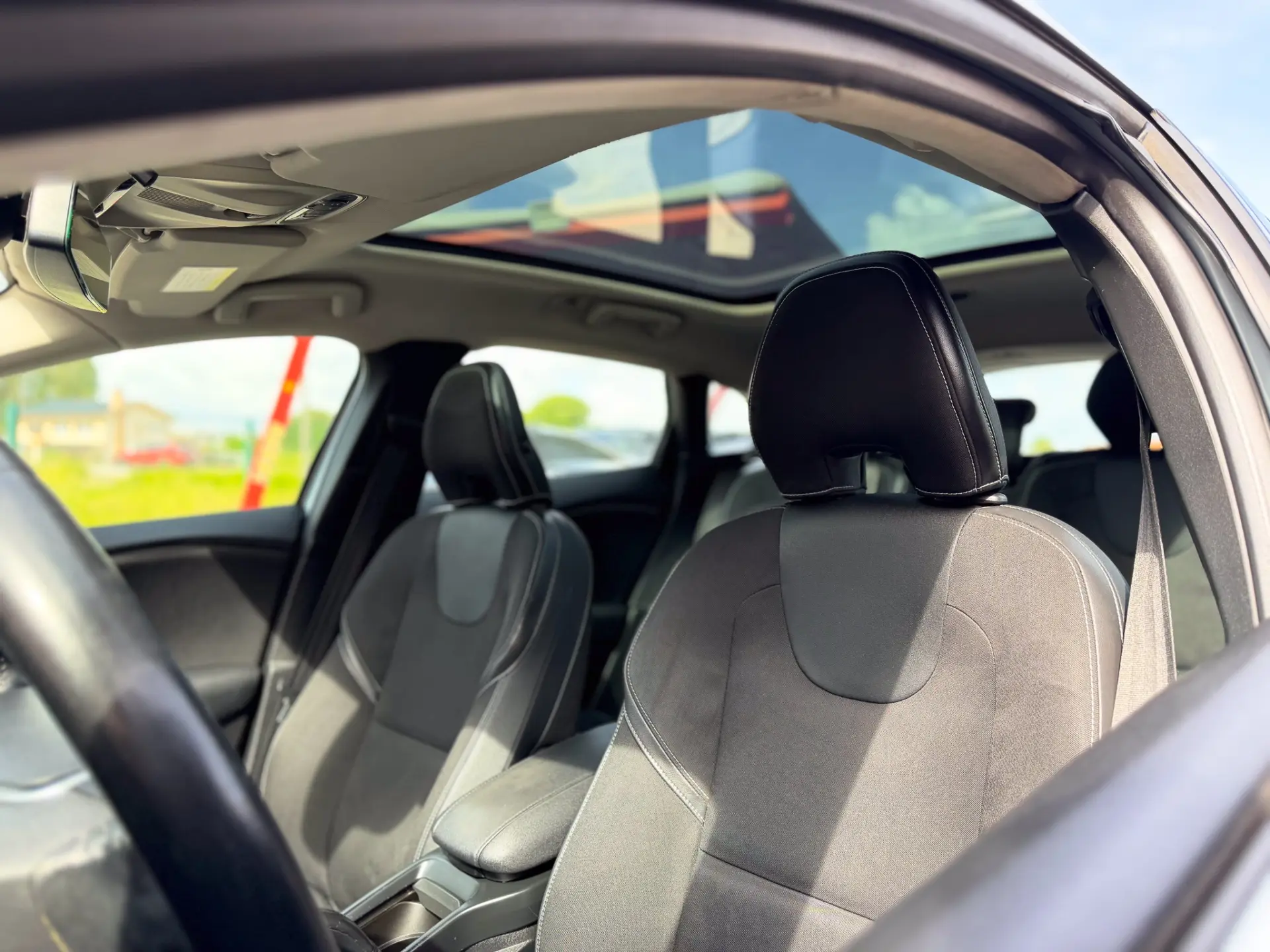 Volvo V40 1.6 D2 Kinetic Eco 14