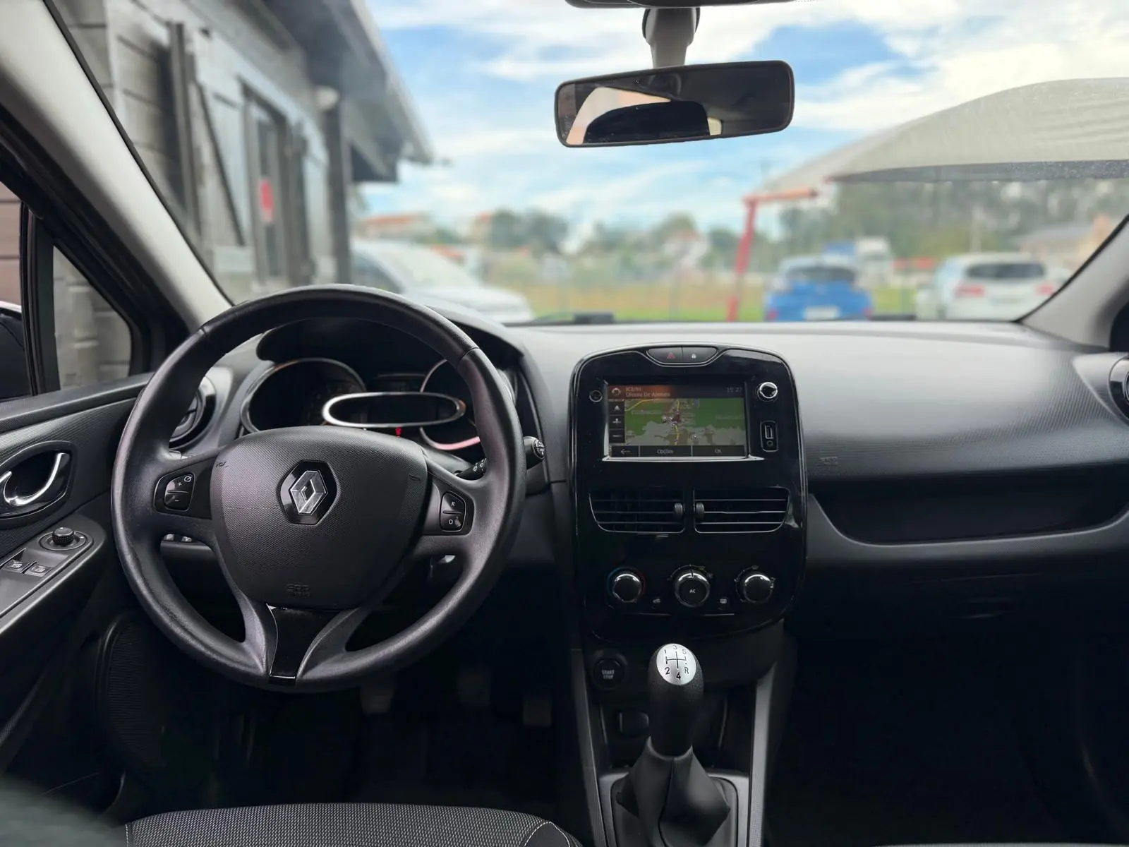 Renault Clio Sport Tourer 0.9 TCE 10