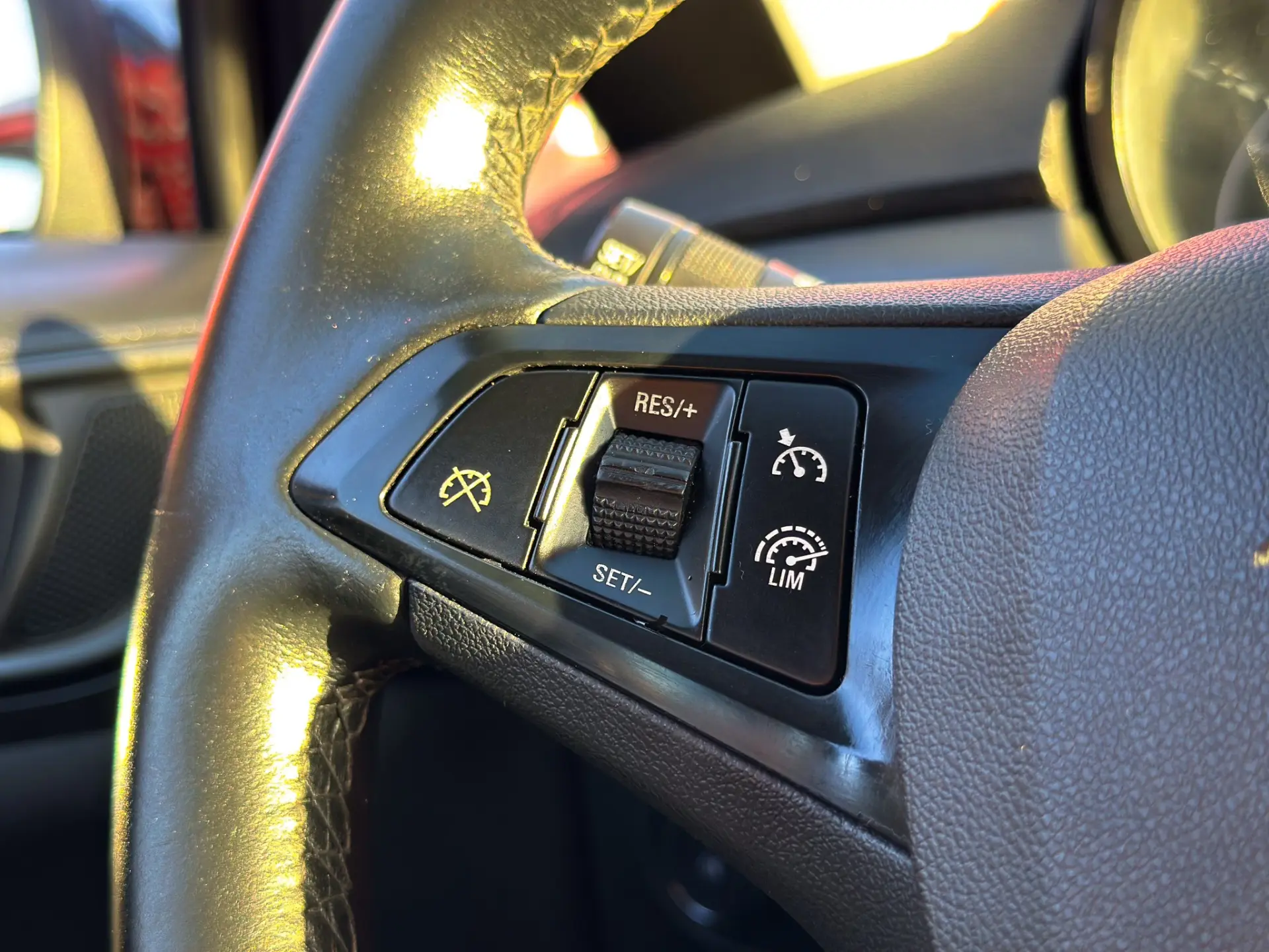 Opel Corsa 1.2 Enjoy 20