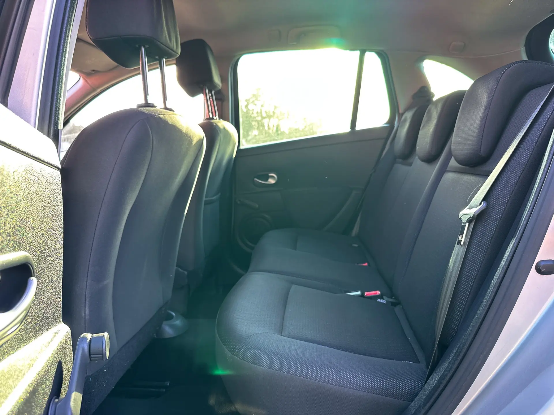 Renault Clio 1.2 16V Confort 16