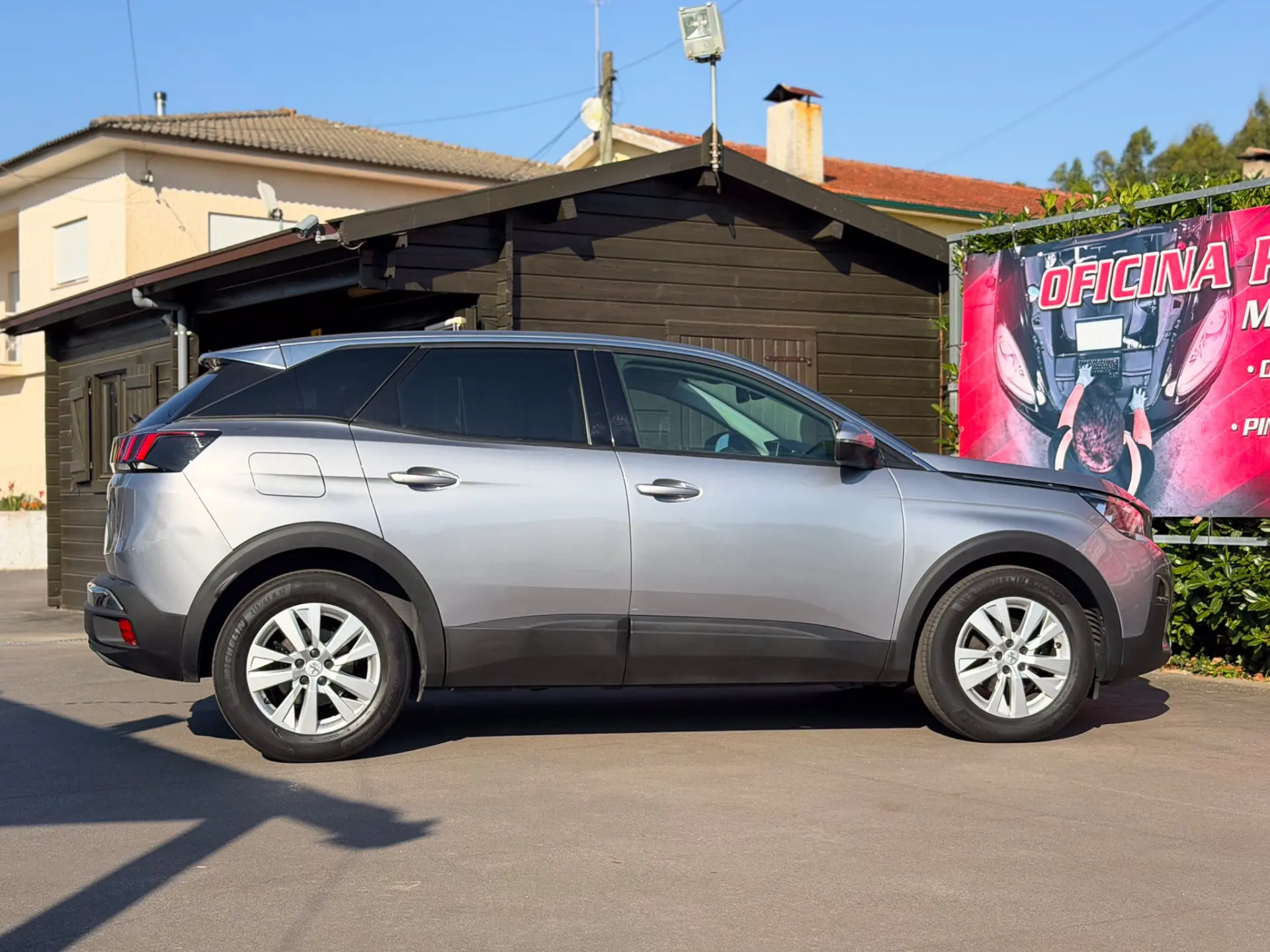 Peugeot 3008 1.5 BlueHDi Active 9