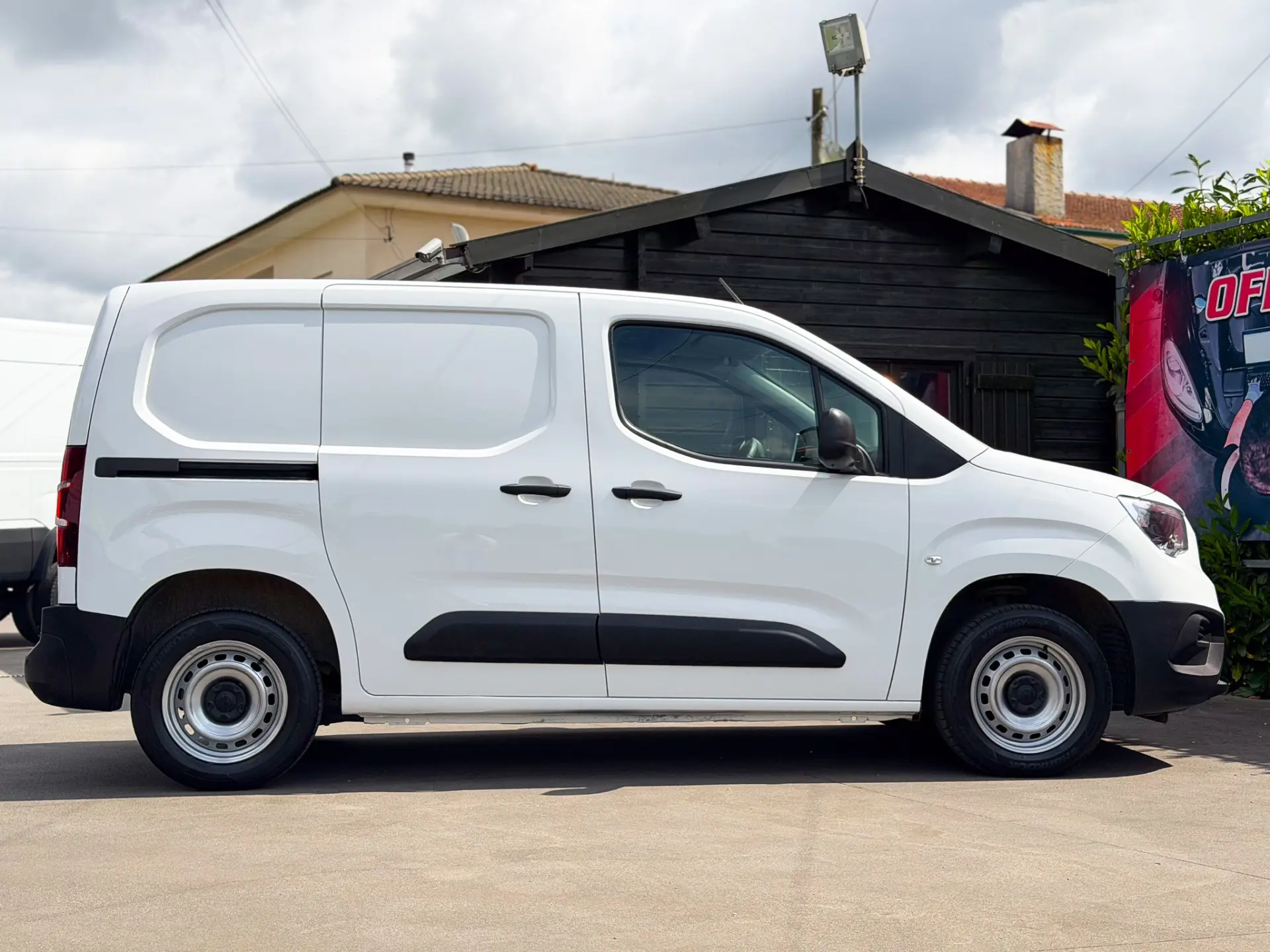 Opel Combo 1.5 CDTi L1H1 Enjoy 11