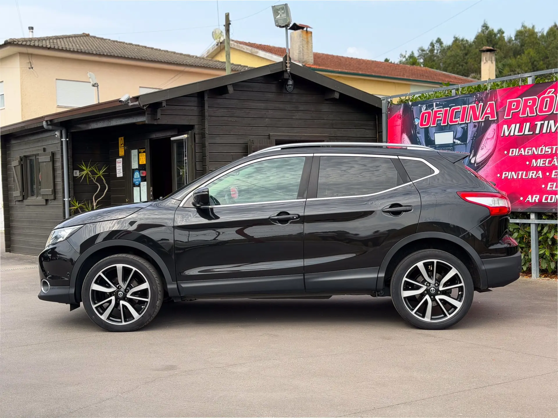 Nissan Qashqai 1.5 dCi Tekna J19 6