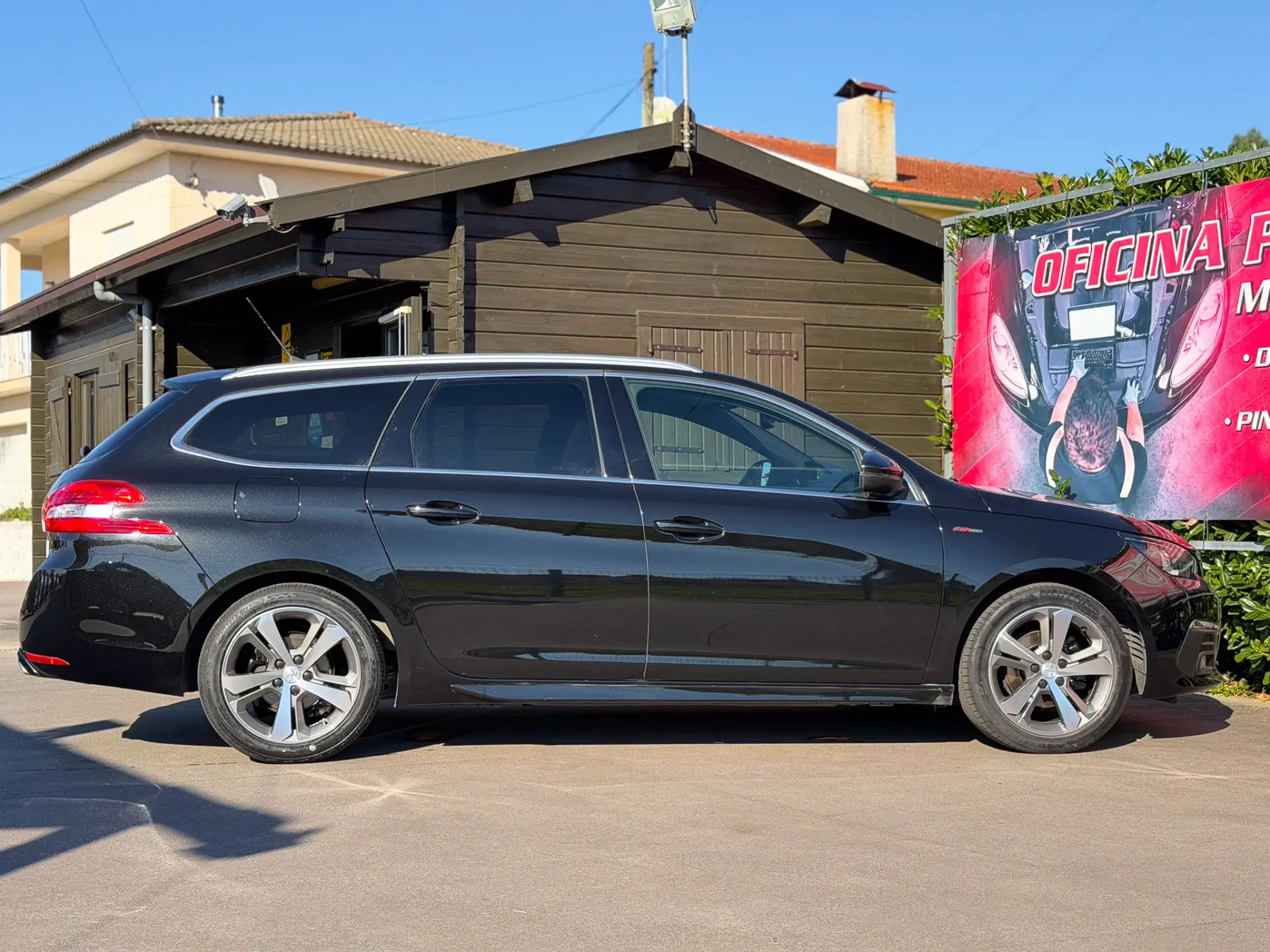 Peugeot 308 SW 1.5 BlueHDi GT Line EAT8 11