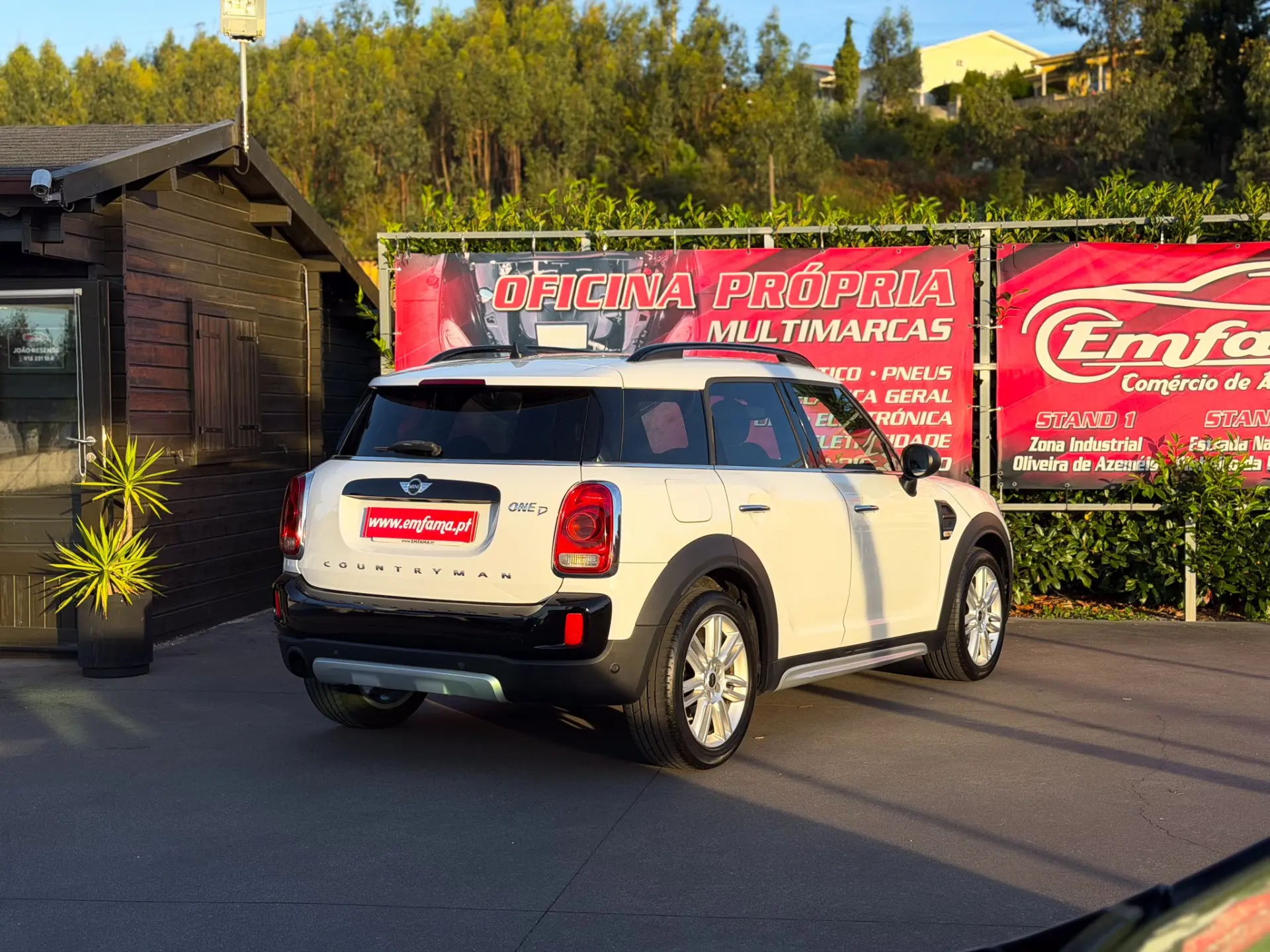 MINI Countryman One D Sport Edition 8