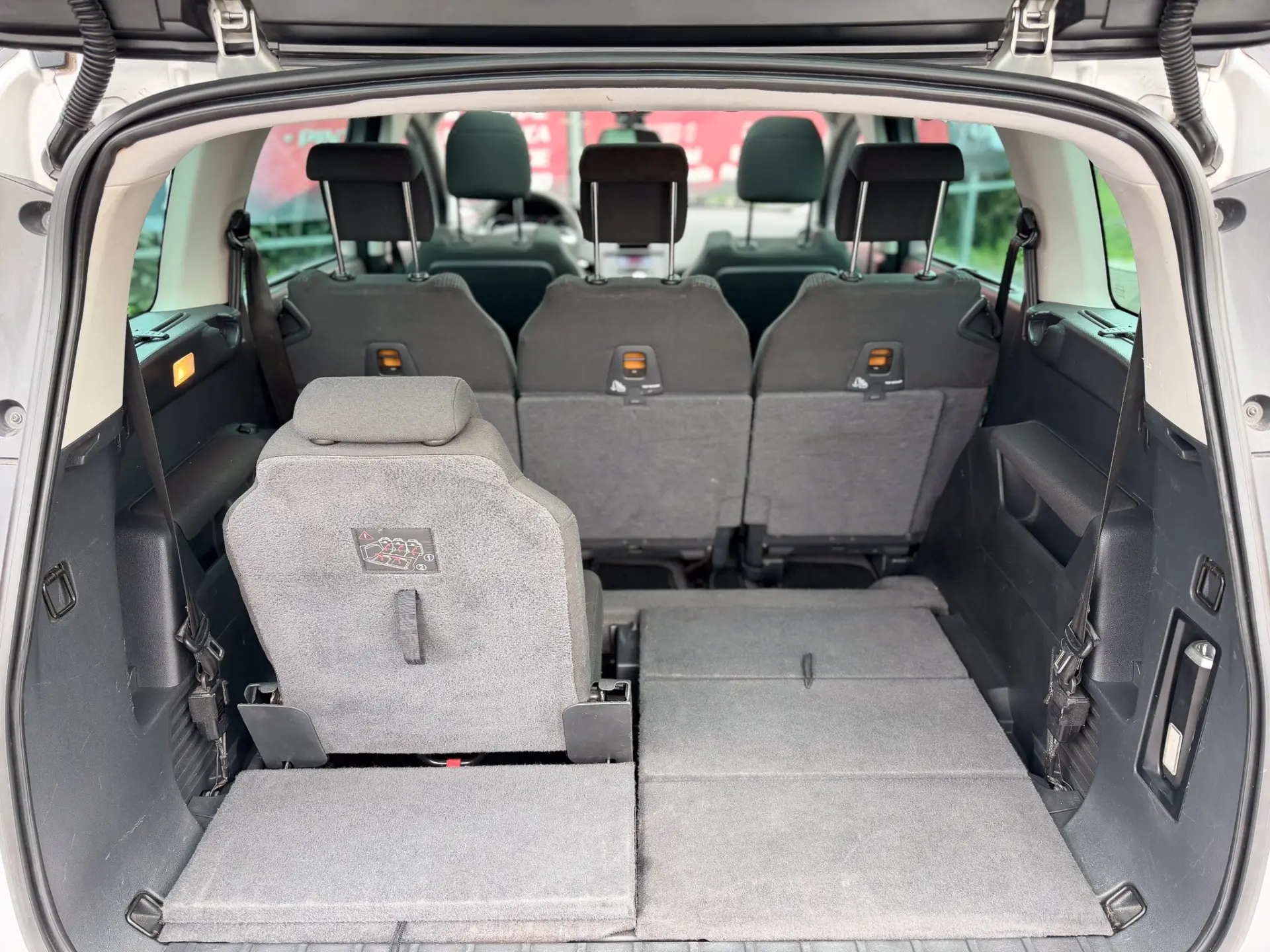 Peugeot 5008 1.6 E-HDi Active 2-Tronic 3