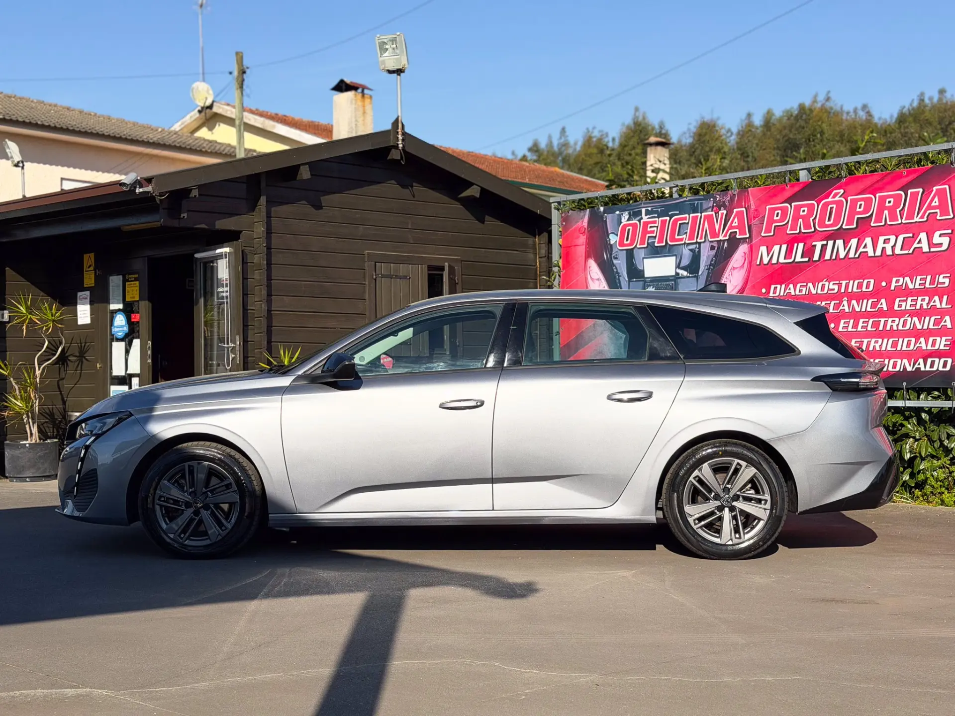 Peugeot 308 SW 1.5 BlueHDi Active EAT8 6