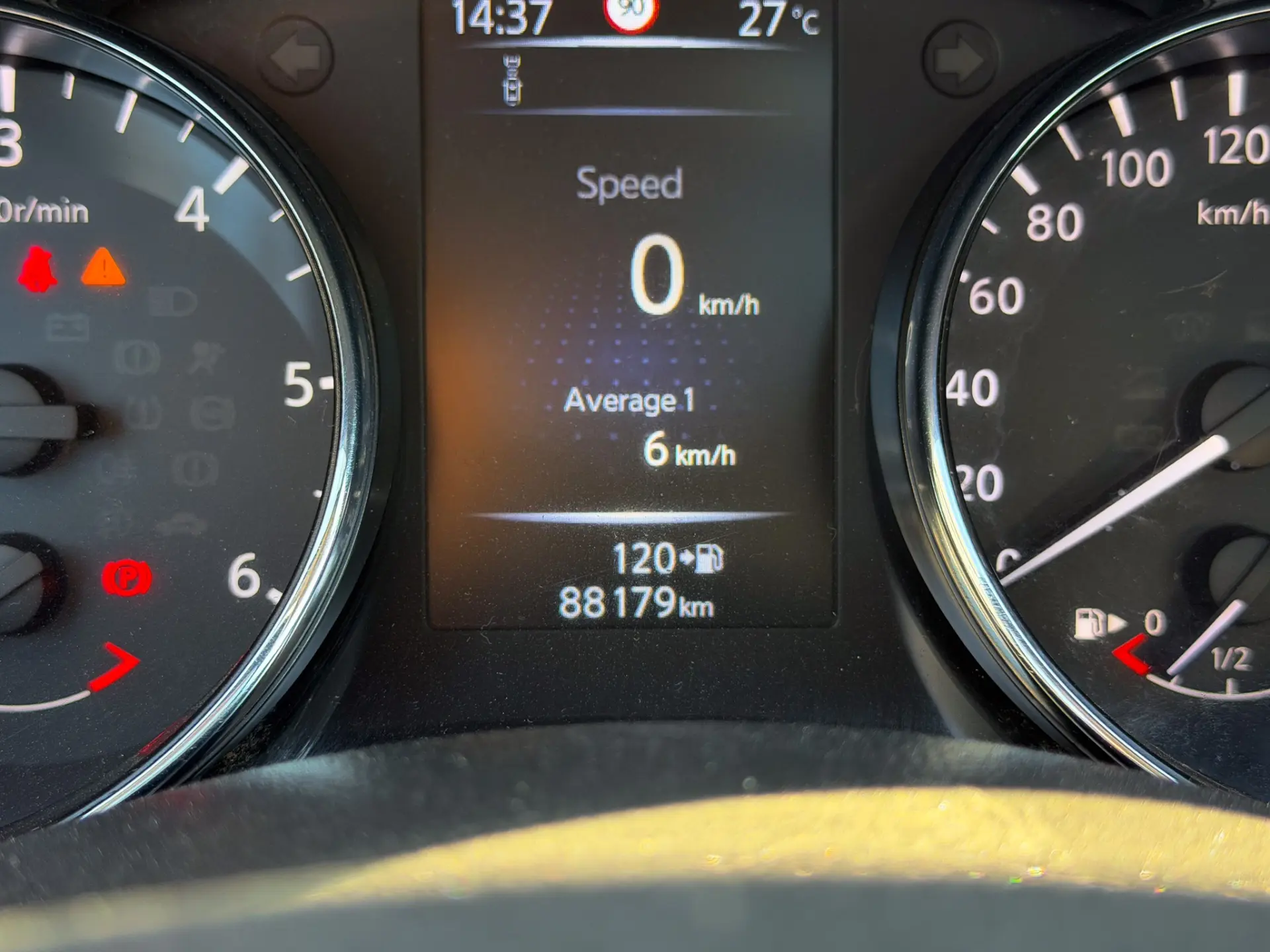 Nissan Qashqai 1.5 dCi 360 19