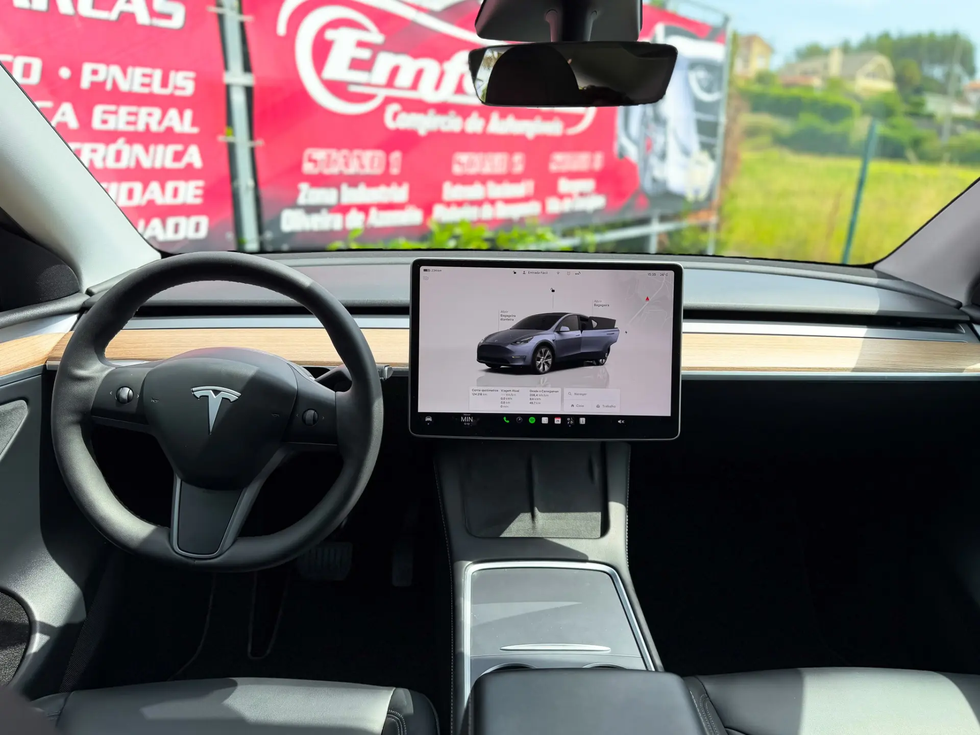 Tesla Model Y Standard 14