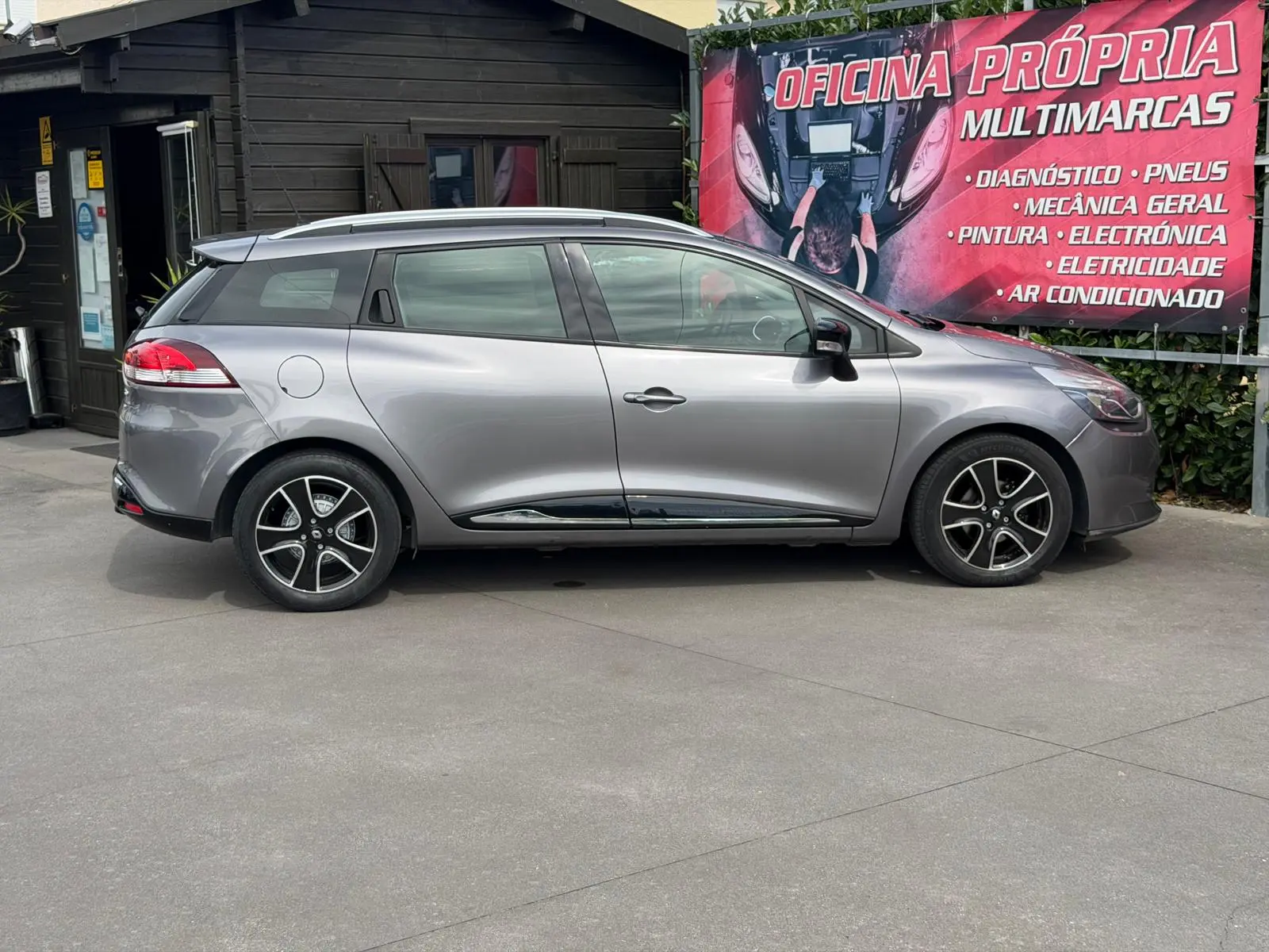 Renault Clio Sport Tourer 0.9 TCE 8