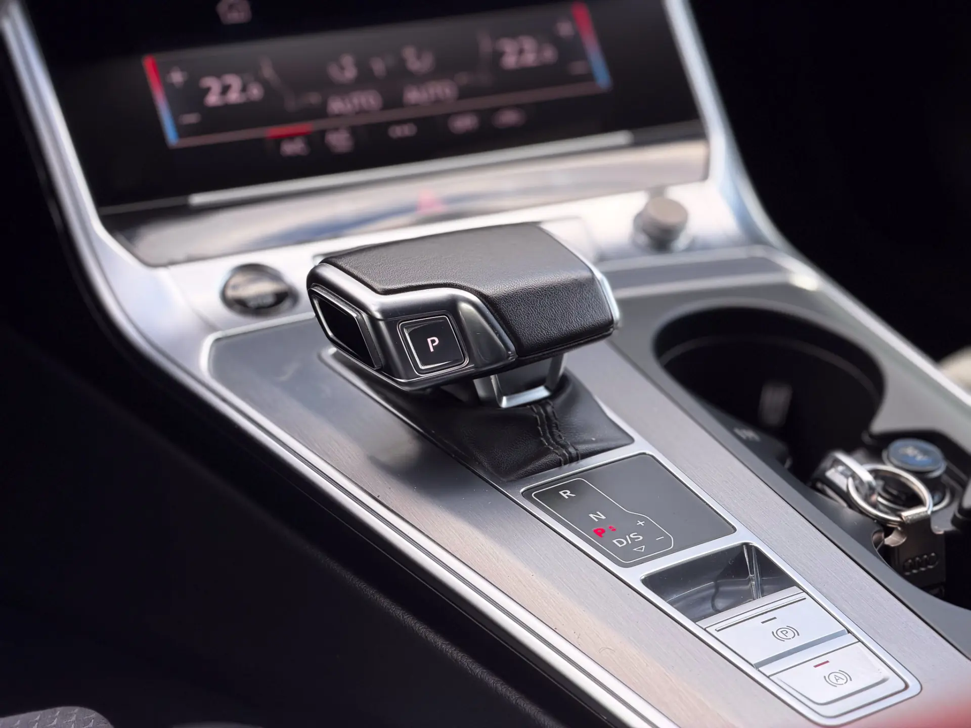 Audi A6 Avant 35 TDI S tronic S line 4