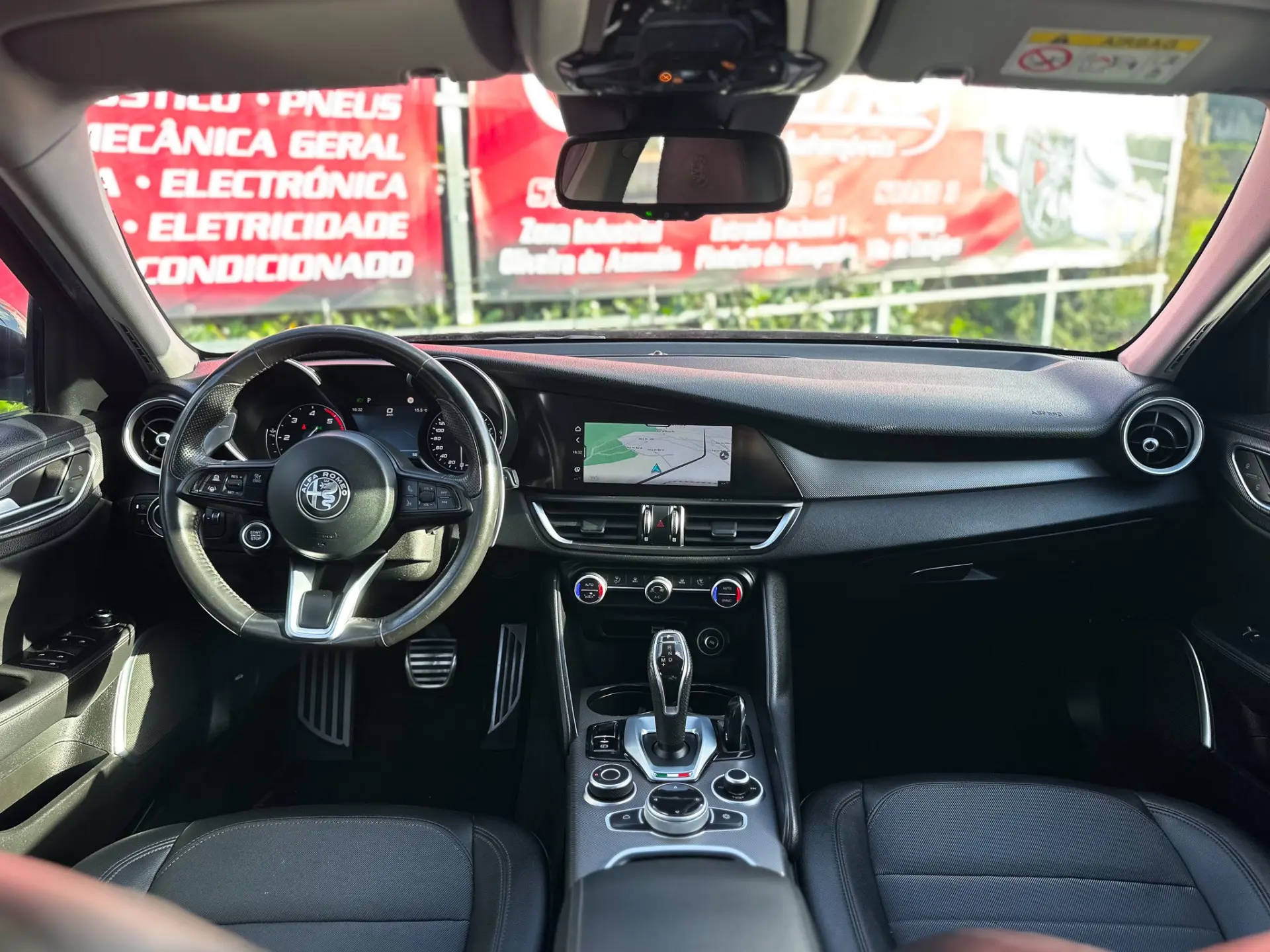 Alfa Romeo Giulia 2.2 D Sprint AT8 16
