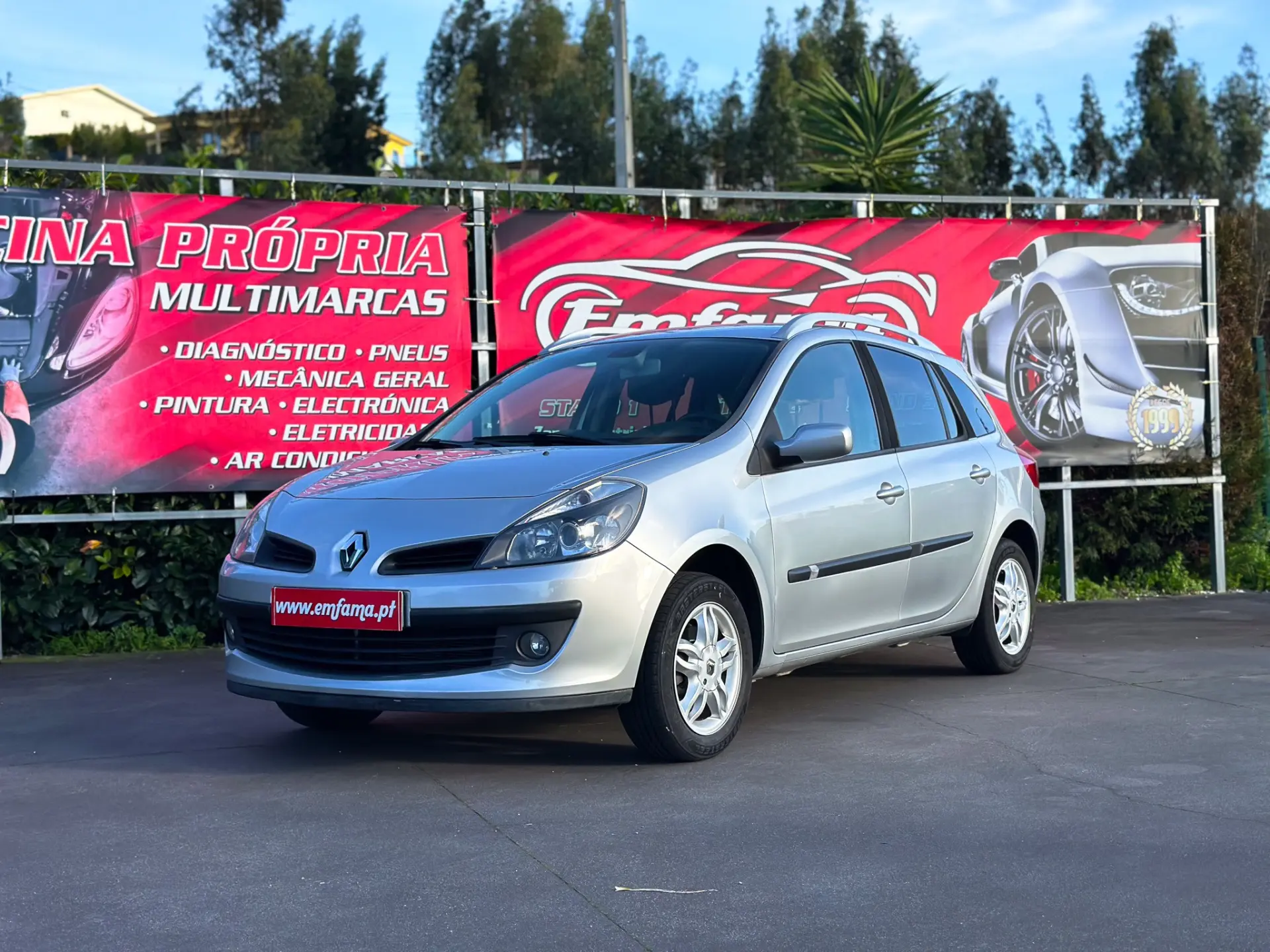 Renault Clio 1.2 16V Confort 4