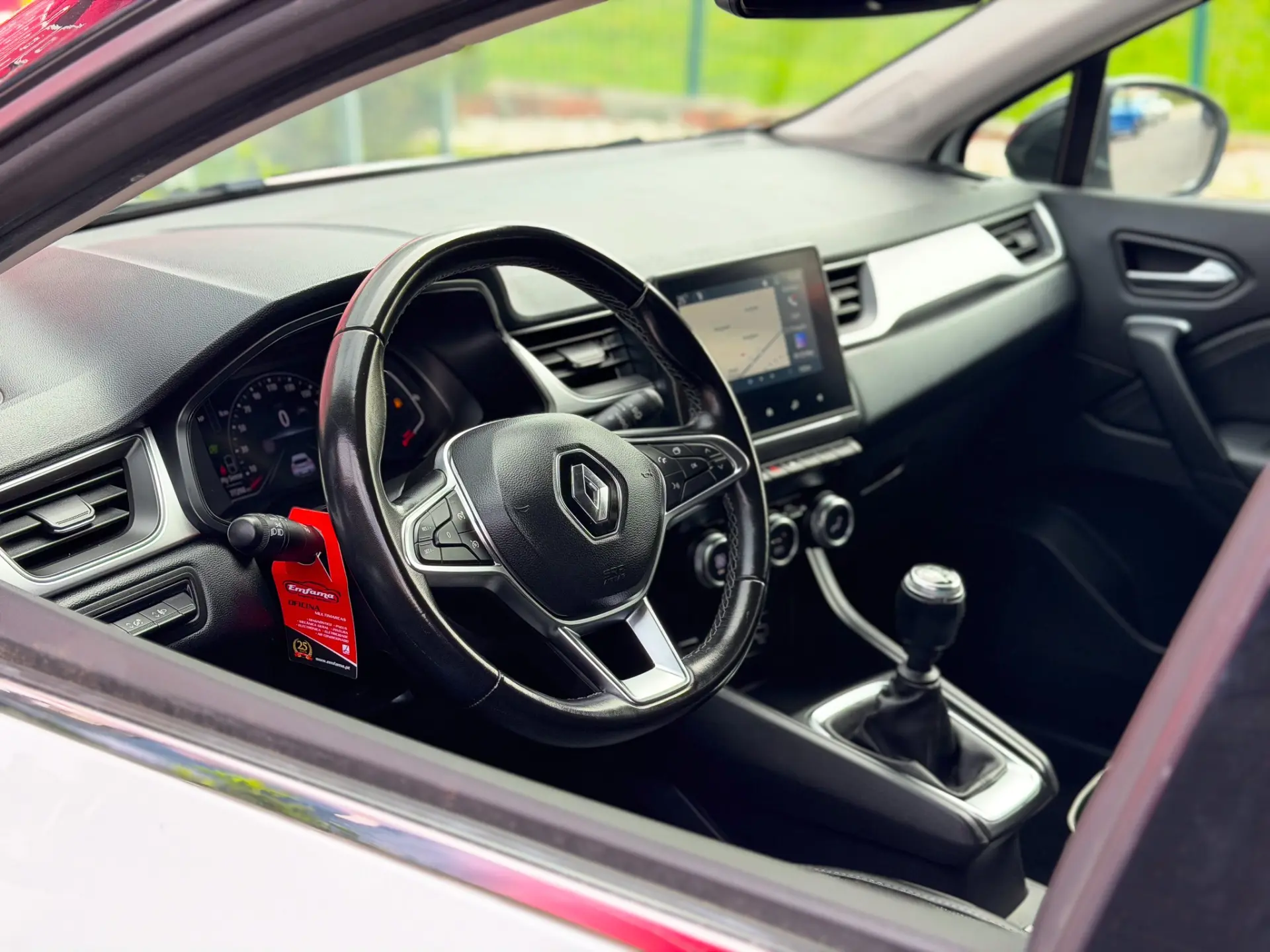 Renault Captur 1.0 TCe Evolution 18