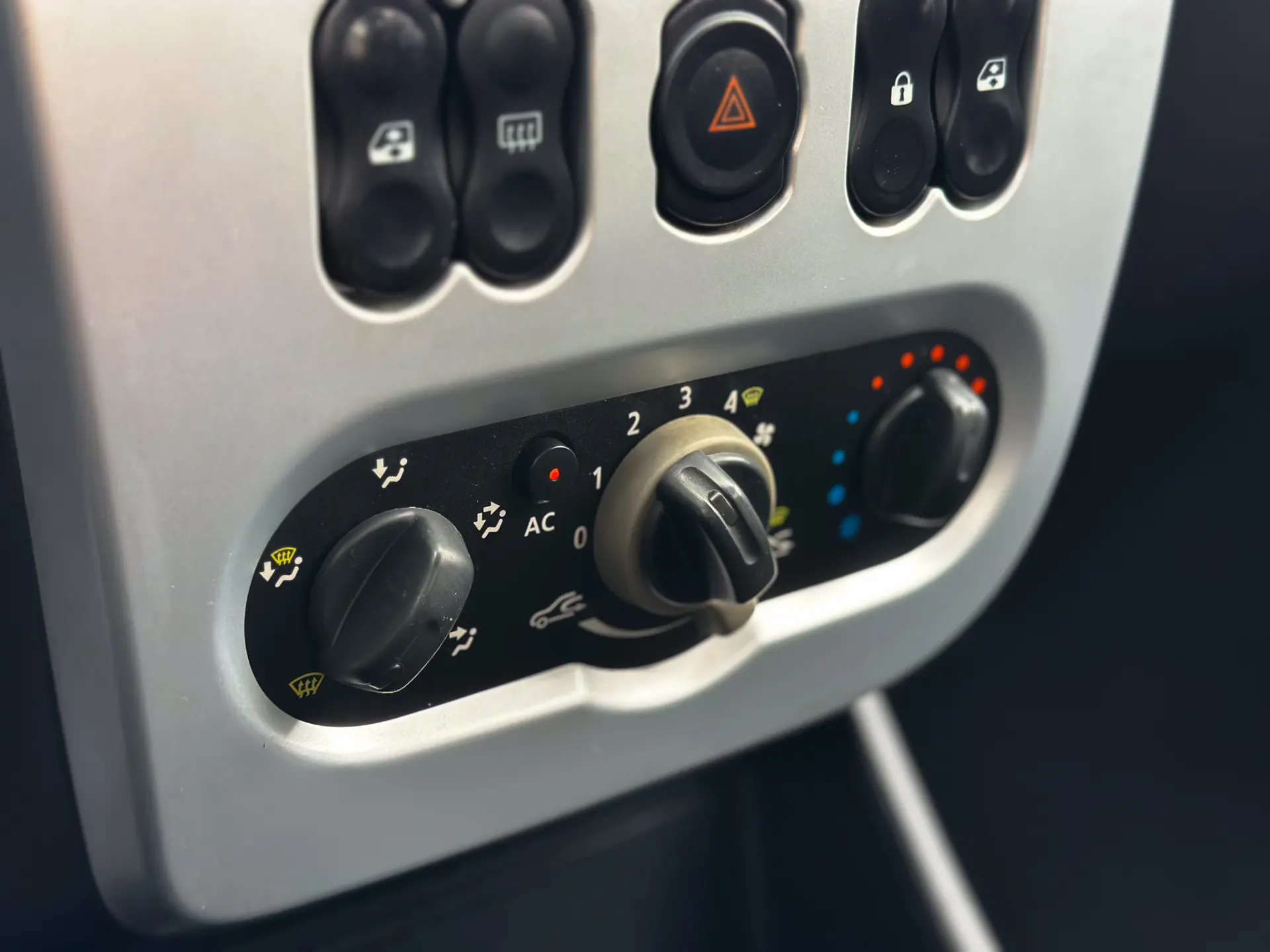 Dacia Sandero 1.5 dCi Confort 17