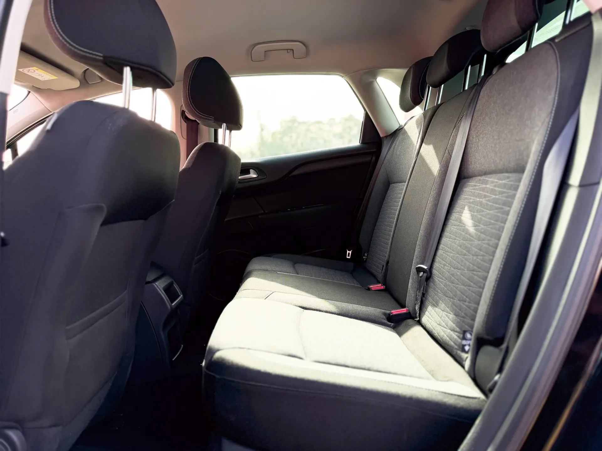 Citroën C4 1.6 BlueHDi Feel 15