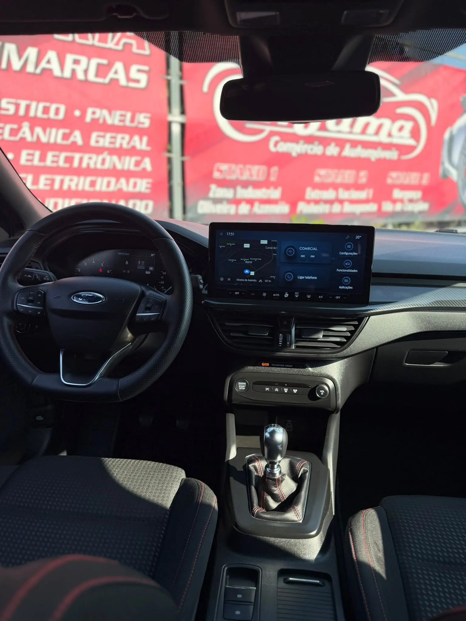 Ford Focus 1.0 EcoBoost MHEV ST-Line 8
