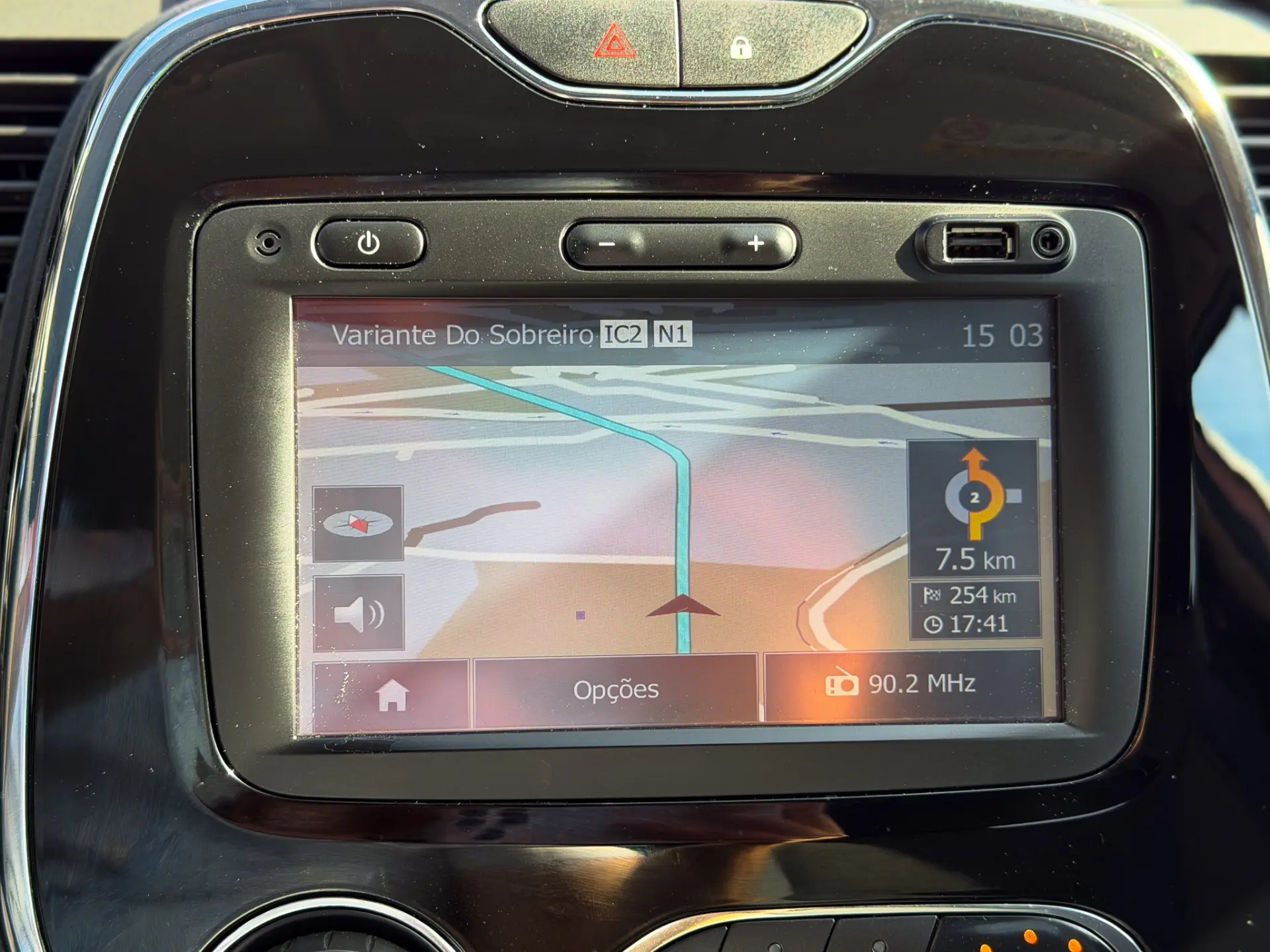 Renault Captur 1.5 dCi 14