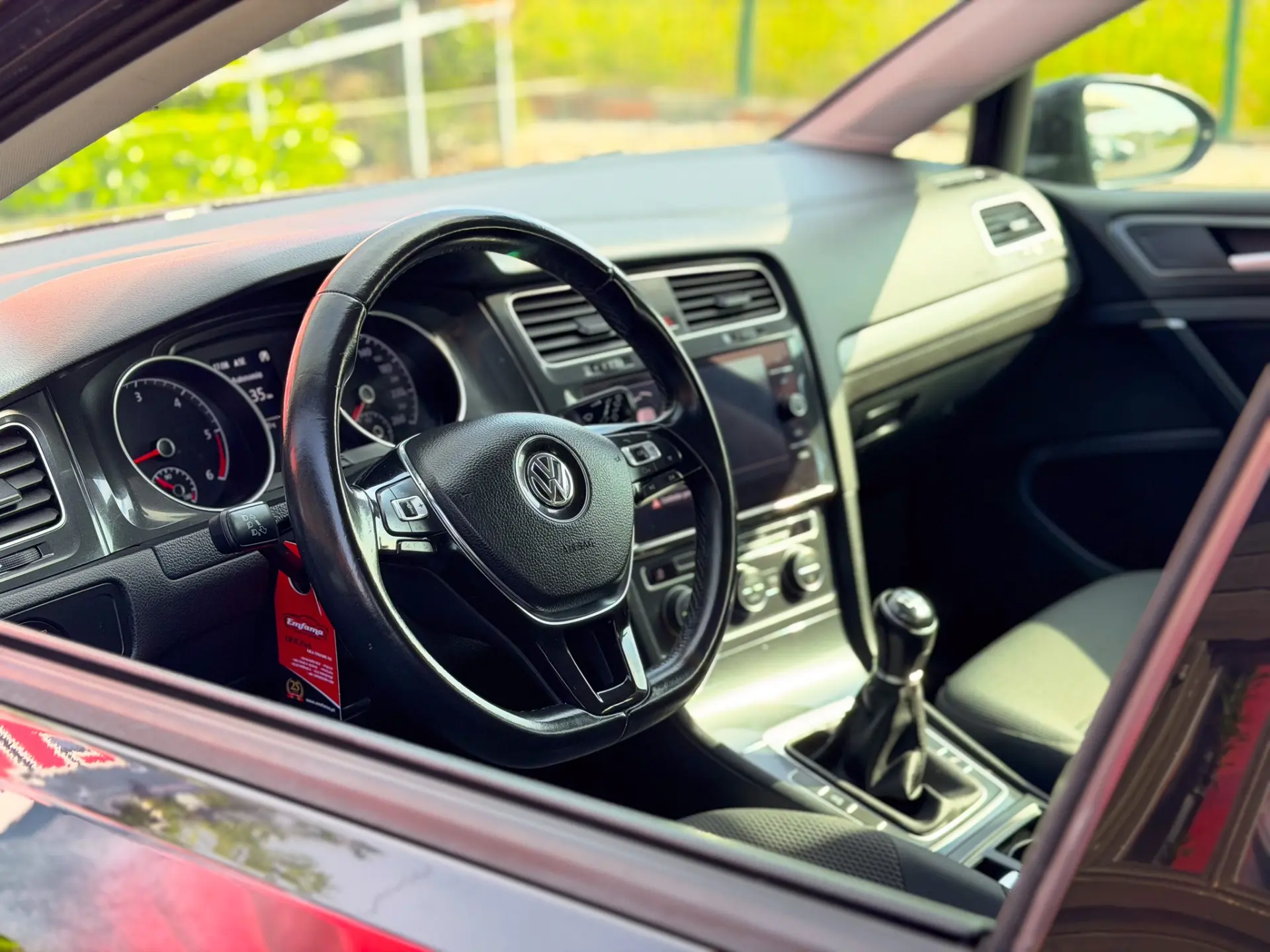 Volkswagen Golf 1.6 TDI Confortline 2