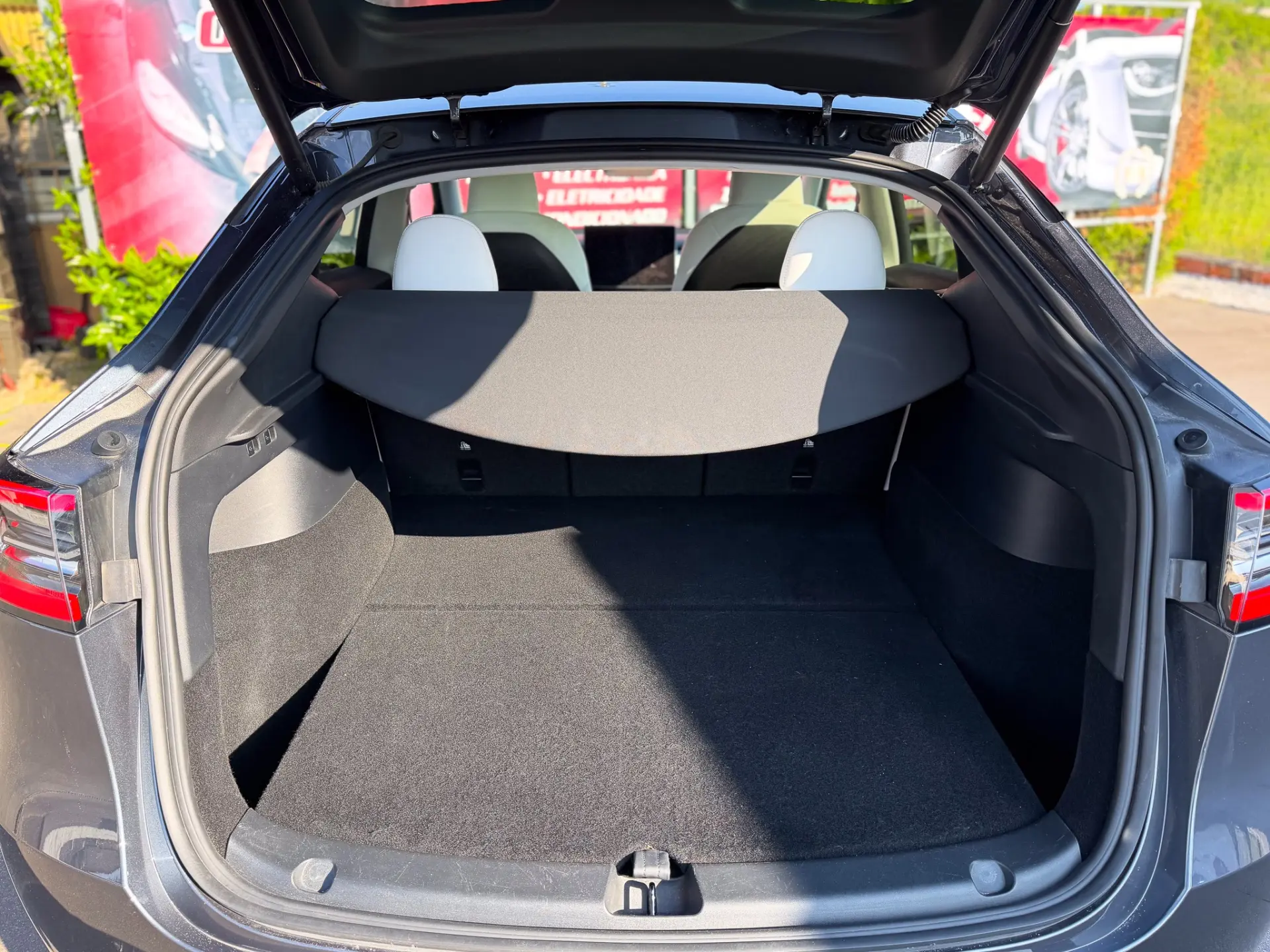 Tesla Model Y Tração Traseira 12