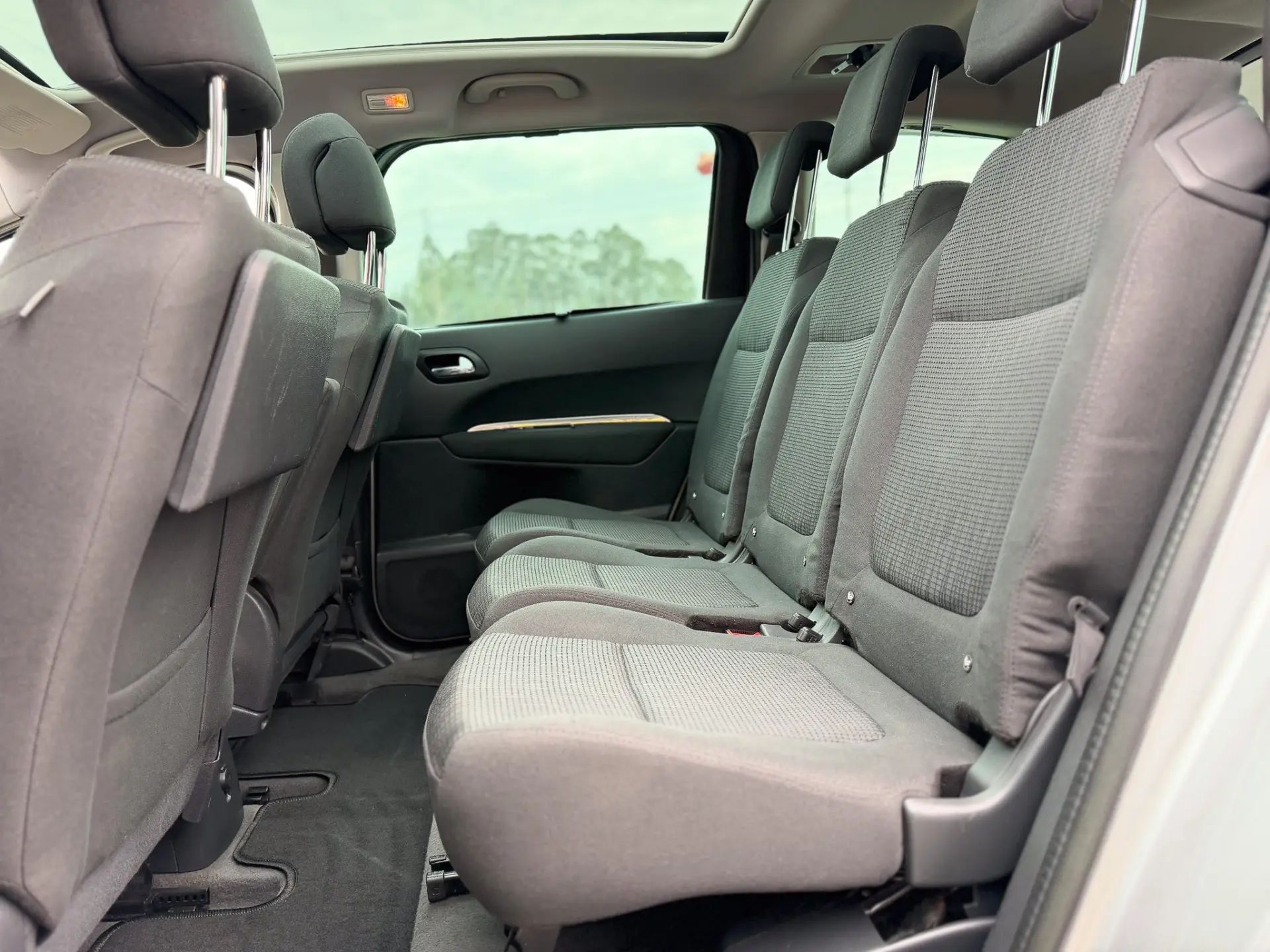 Peugeot 5008 1.6 E-HDi Active 2-Tronic 17