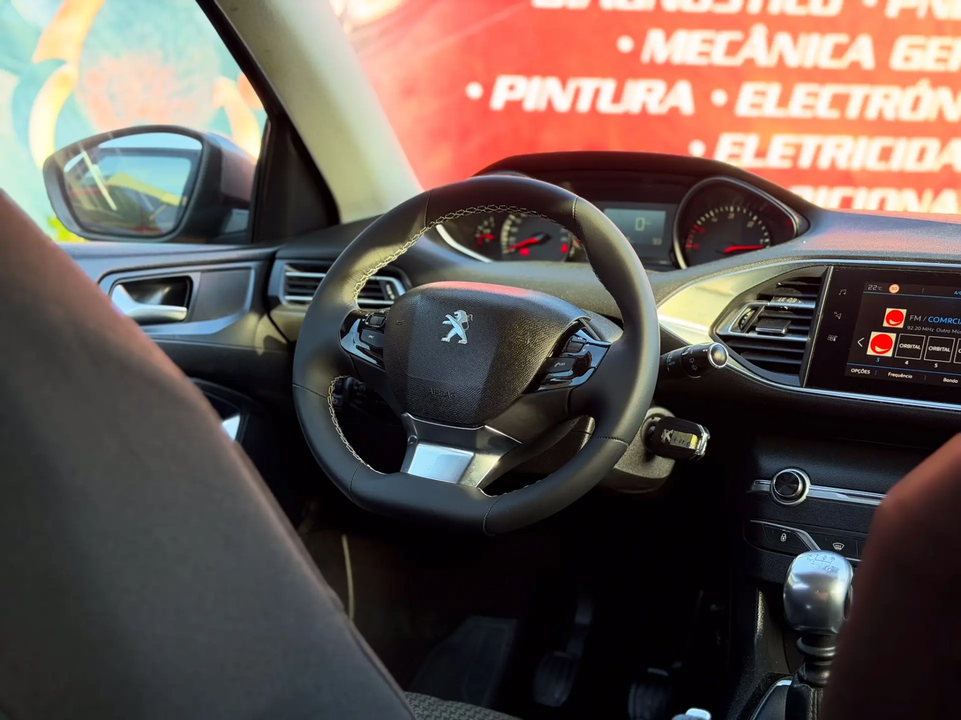 Peugeot 308 SW 1.5 BlueHDi Style 16