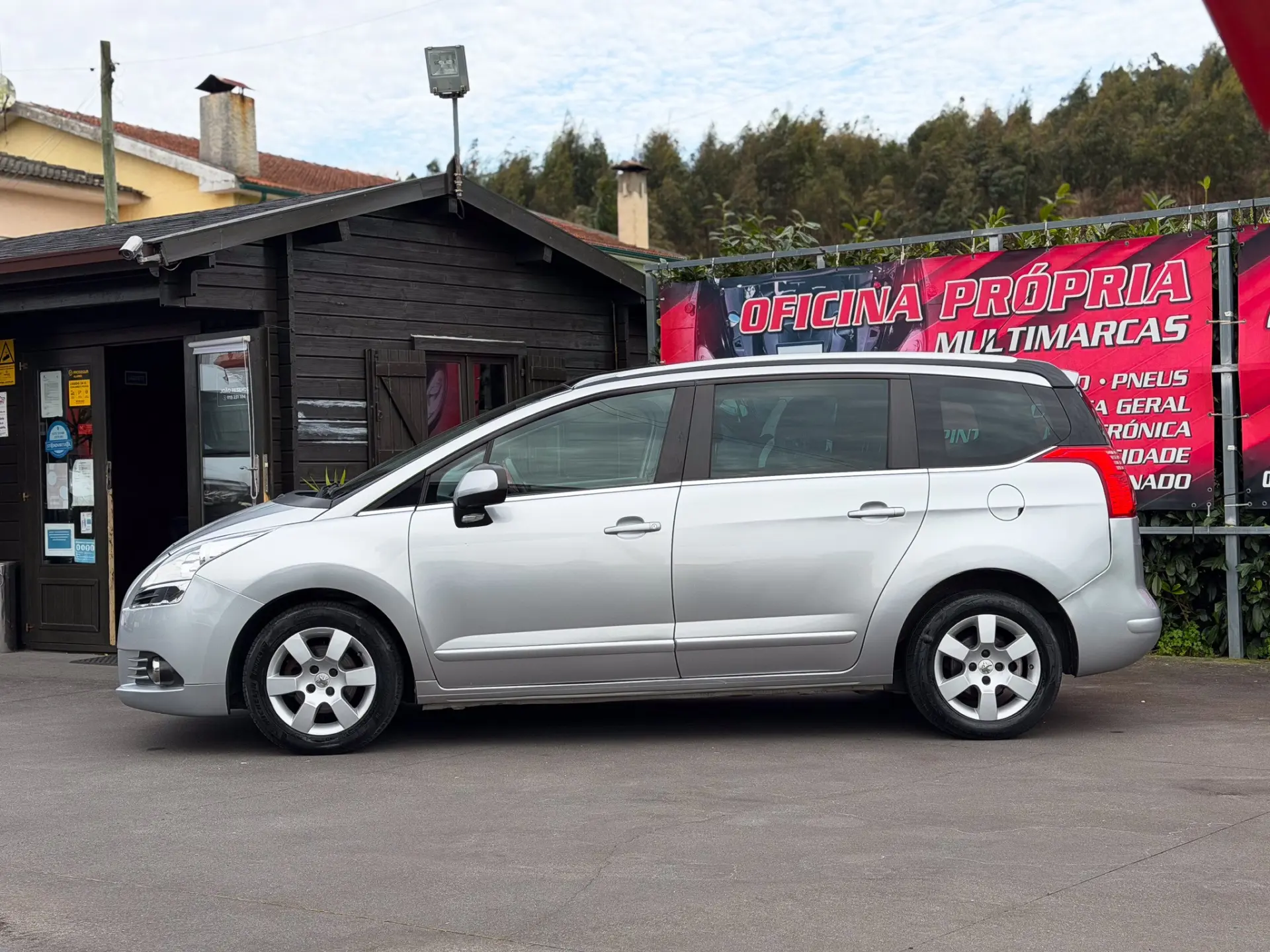 Peugeot 5008 1.6 E-HDi Active 2-Tronic 7