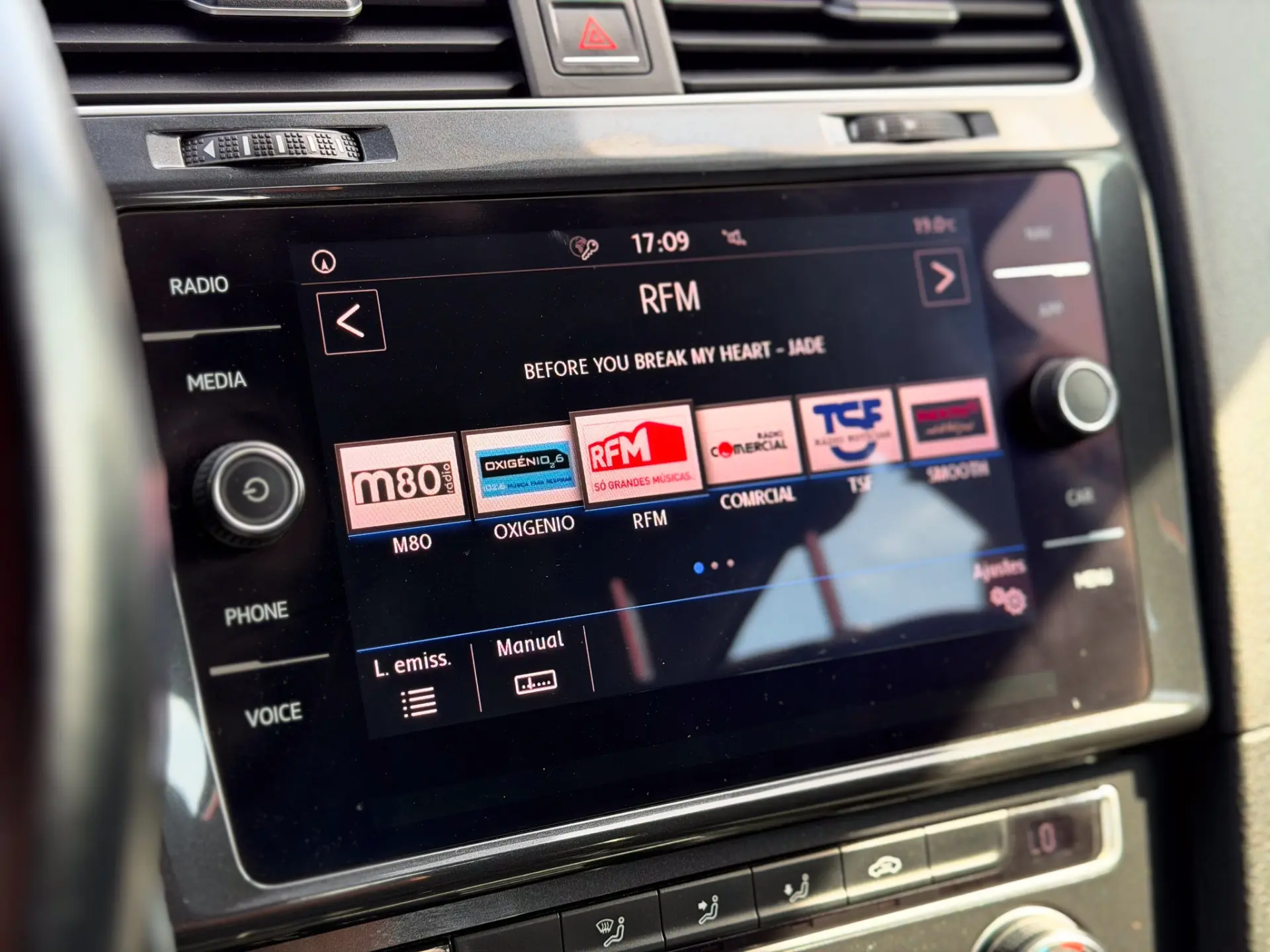 Volkswagen Golf 1.6 TDI Confortline 16