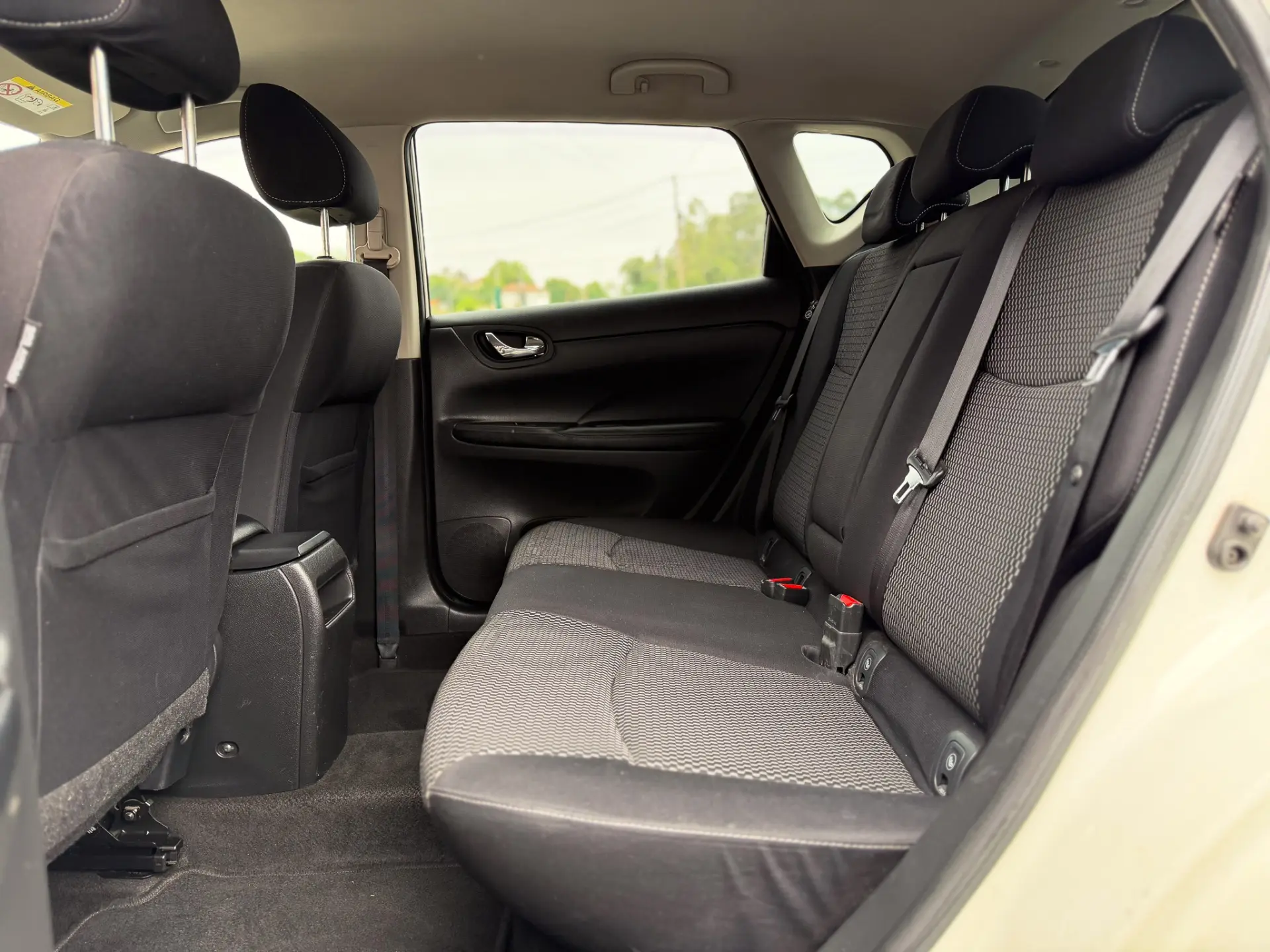 Nissan Pulsar 1.5 dCi Acenta J17 15