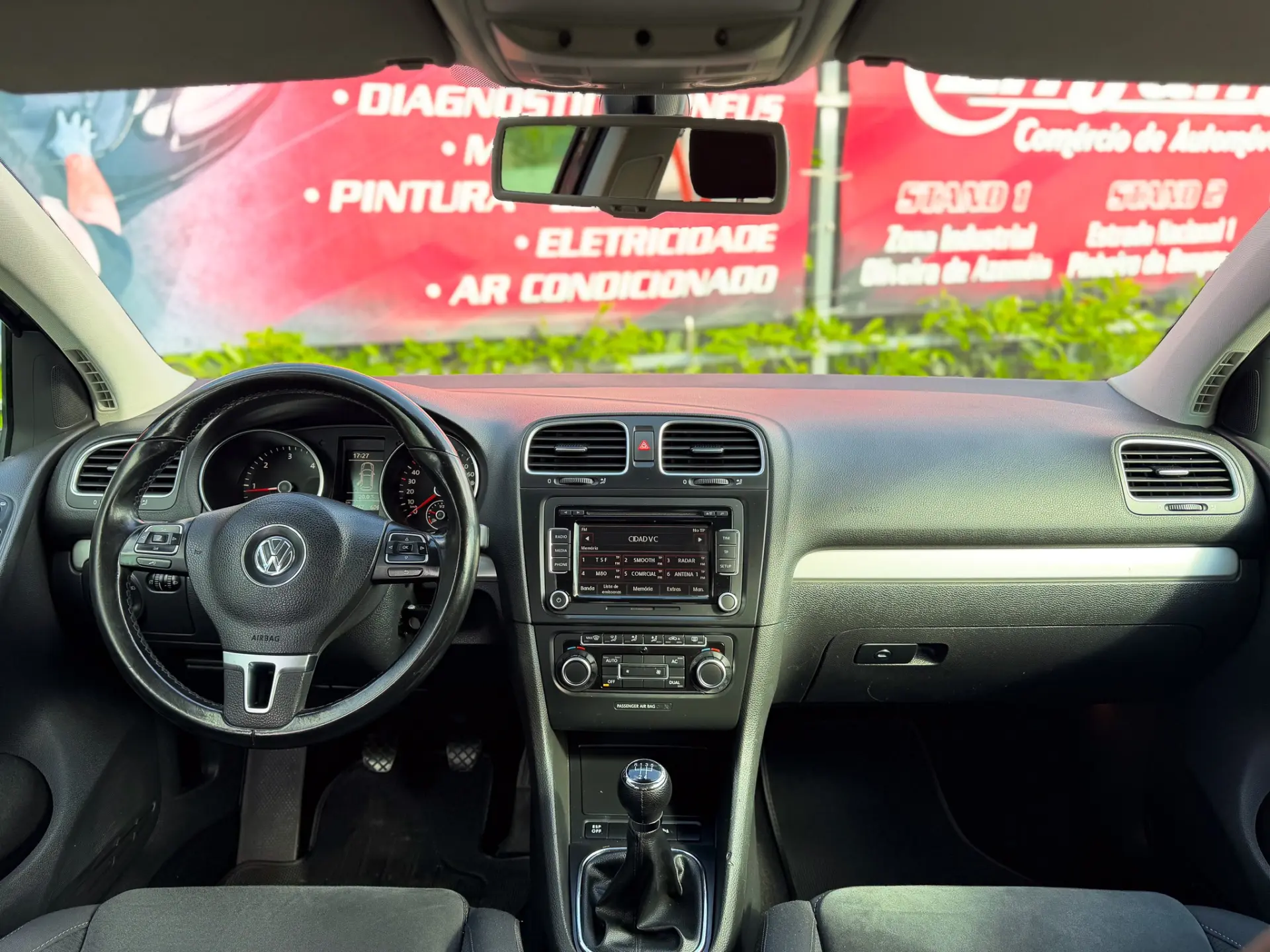 Volkswagen Golf 1.6 TDi Confortline 12