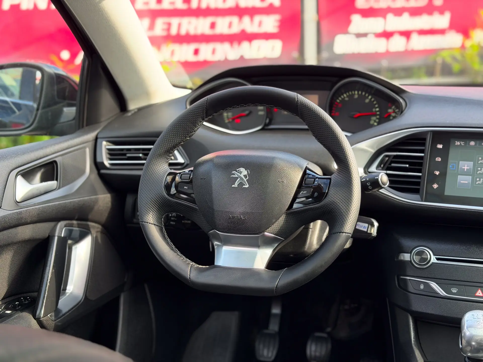Peugeot 308 1.6 BlueHDi Active J17 14