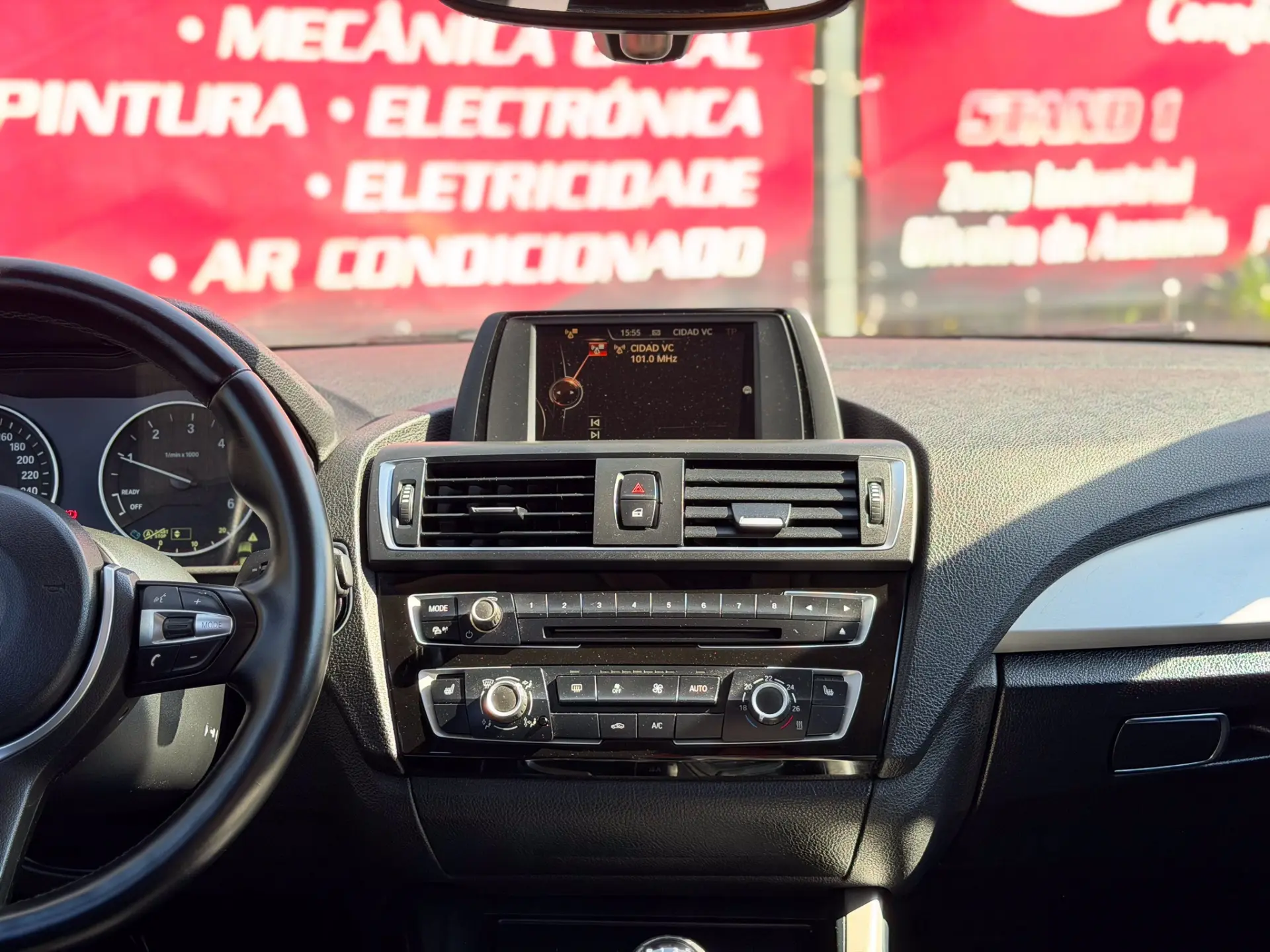 BMW 116 d Line Urban 16