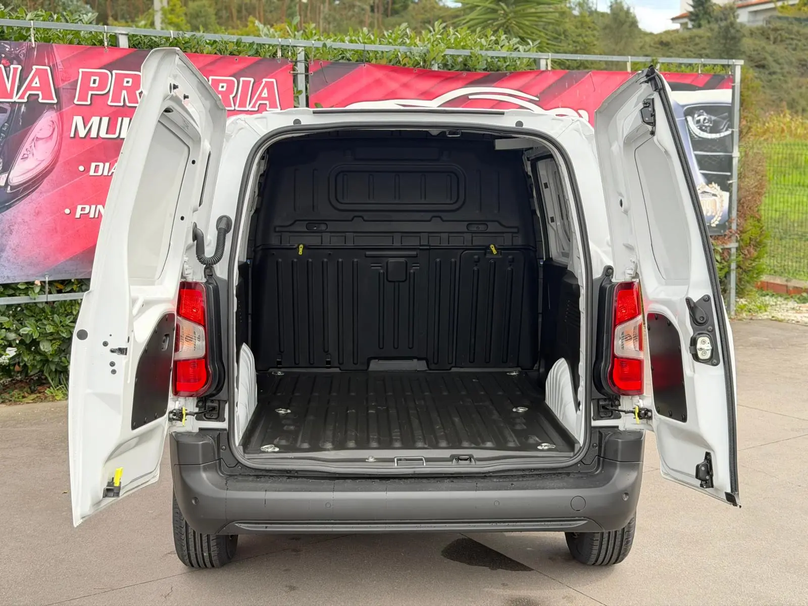Citroen Berlingo 1.5 BlueHDi M Feel 8
