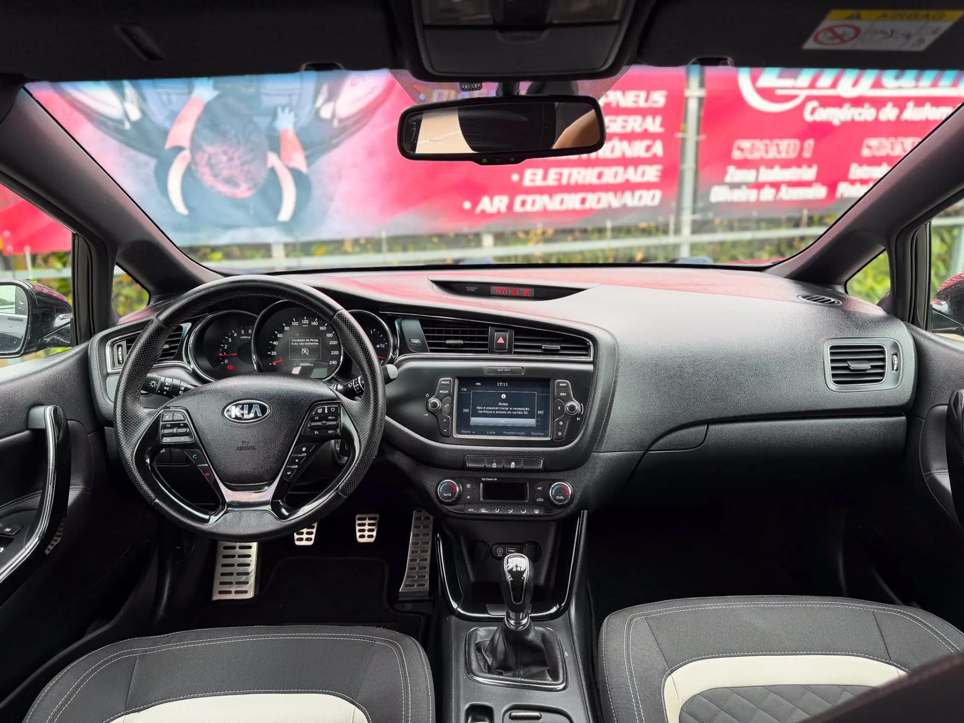 Kia Ceed SW 1.6 CRDi GT Line 13
