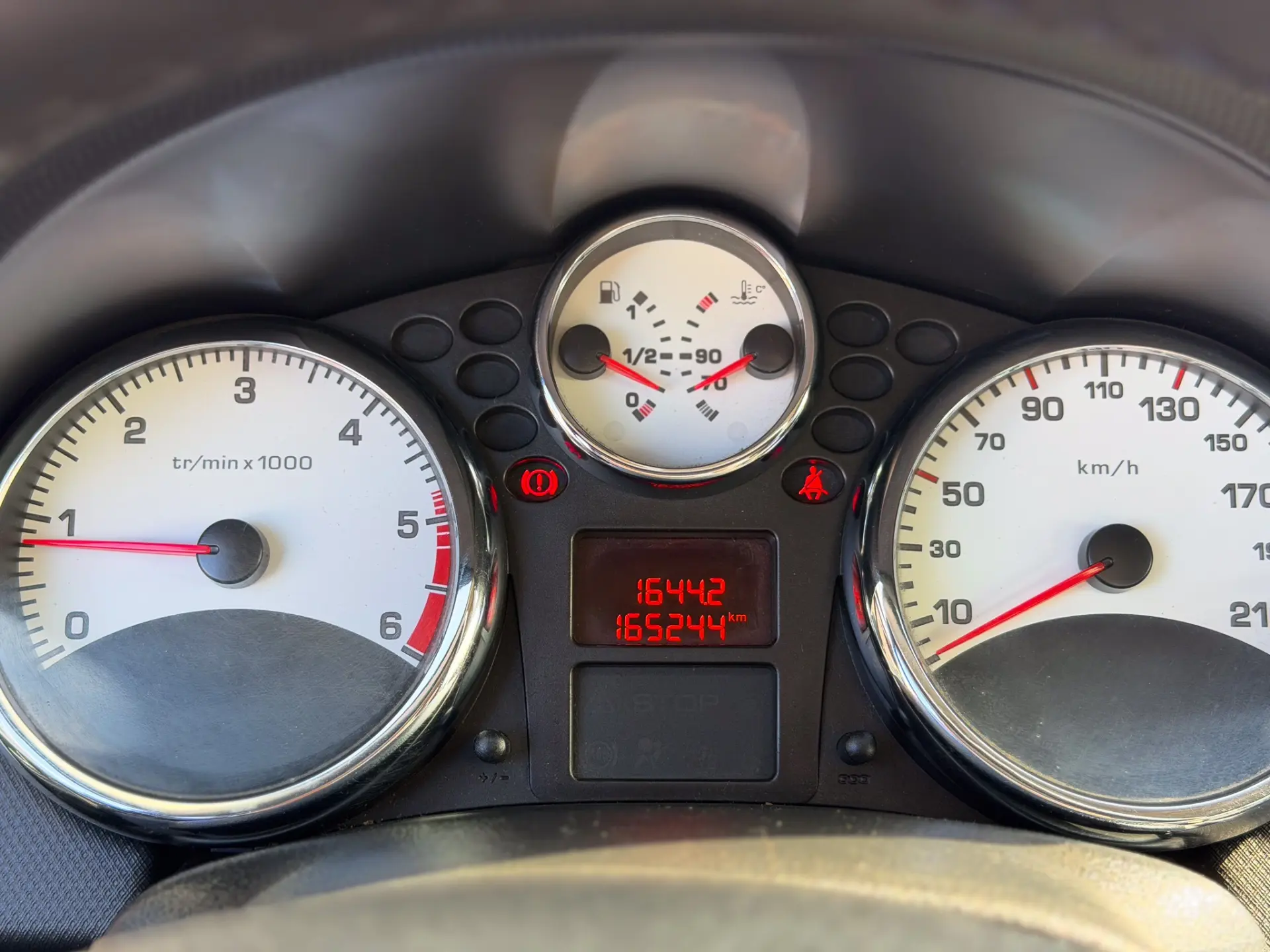 Peugeot 207 1.4 HDi Urban 17