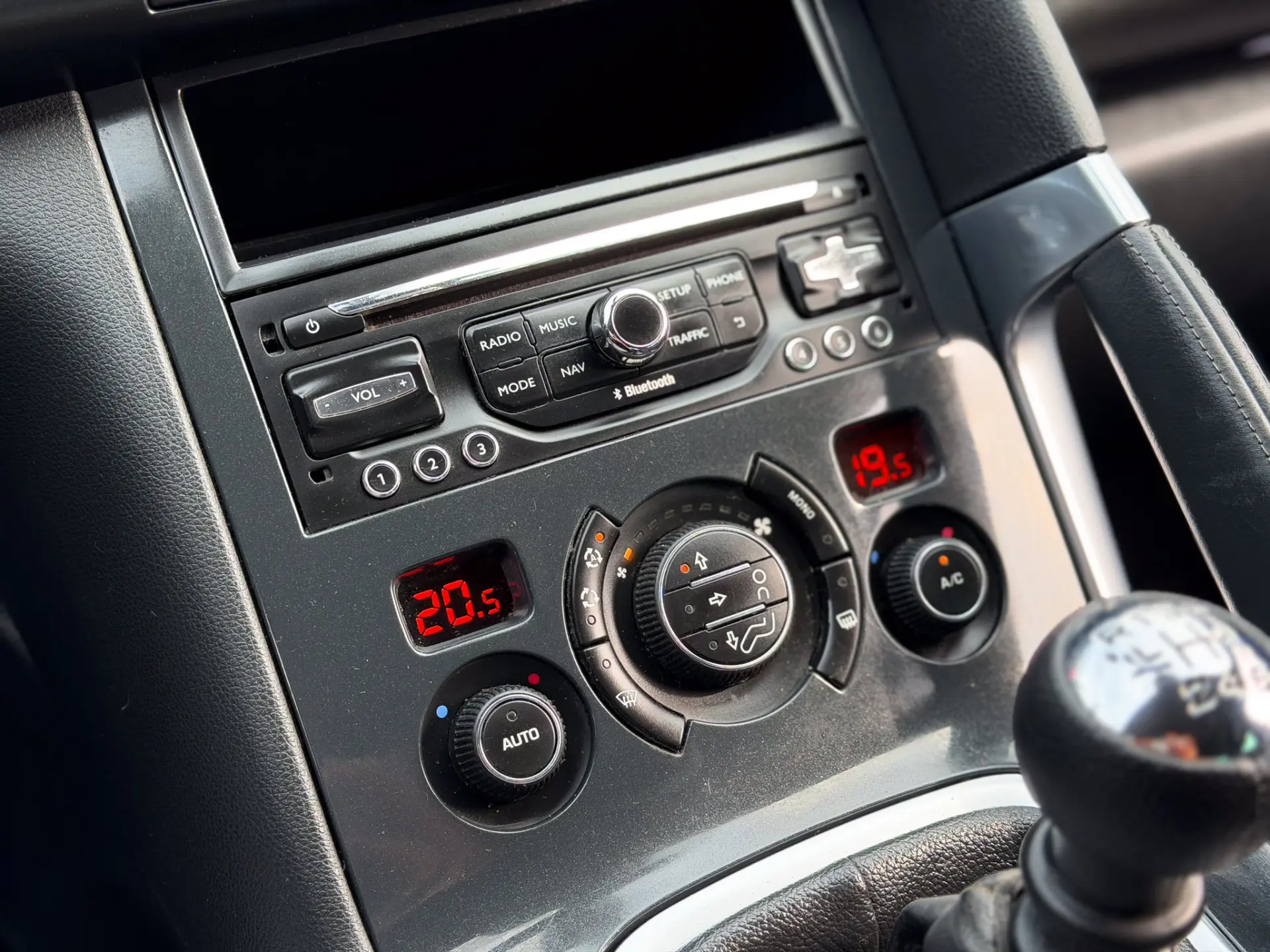 Peugeot 3008 1.6 BlueHDi Style 20
