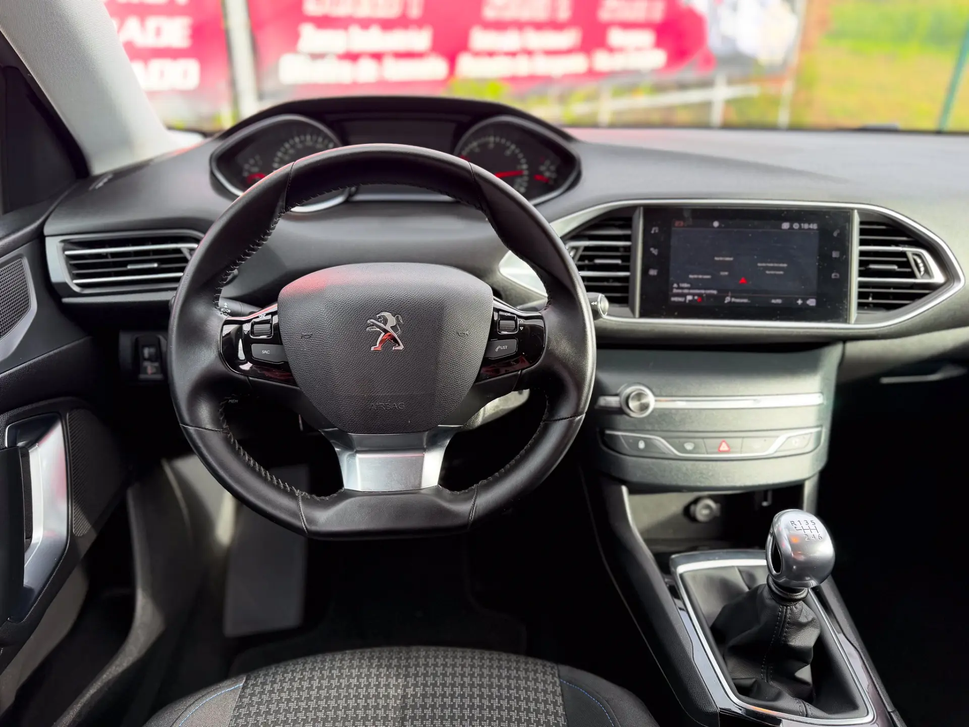 Peugeot 308 SW 1.5 BlueHDi Style 17
