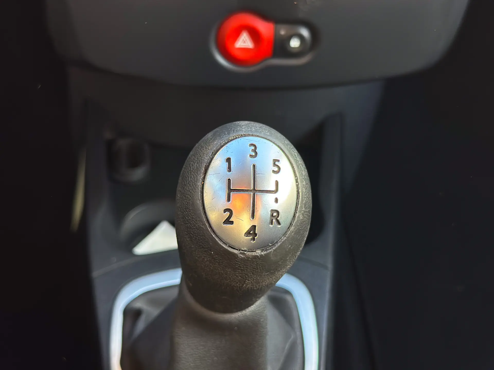 Renault Clio 1.2 16V Confort 14