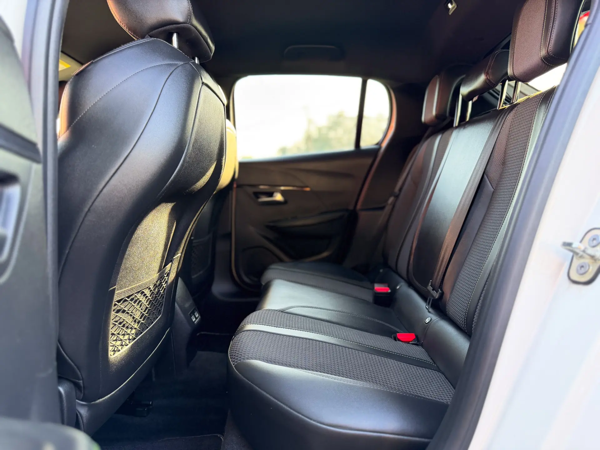 Peugeot 208 1.5 BlueHDi GT 16