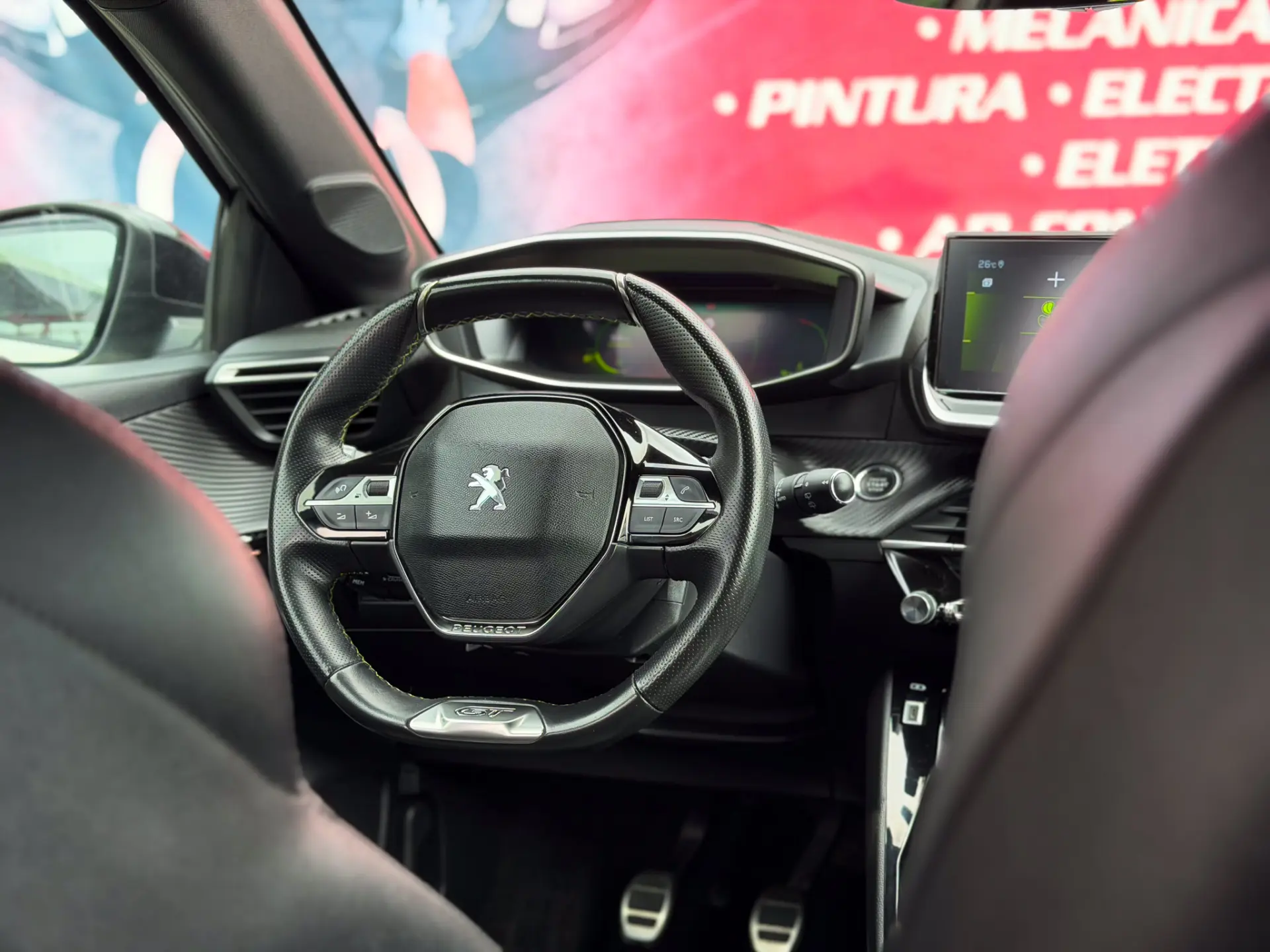 Peugeot 208 1.5 BlueHDi GT 17