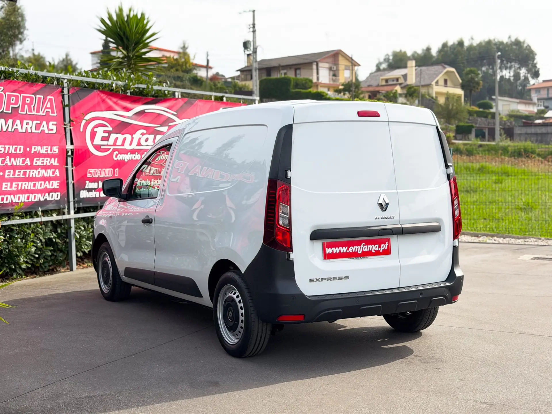 Renault Express 1.5 Blue dCi 7