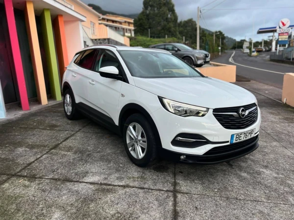 Opel Grandland X 1.2 T Edition 2