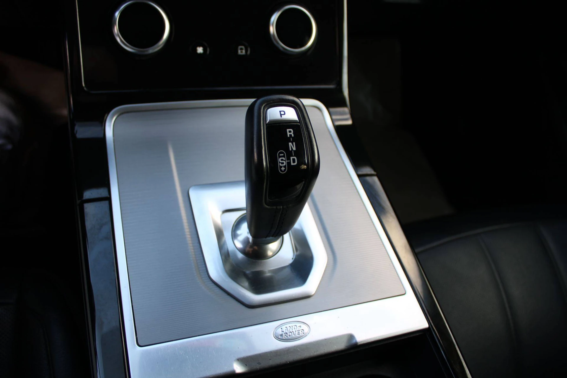 Land Rover Range Rover Evoque 12