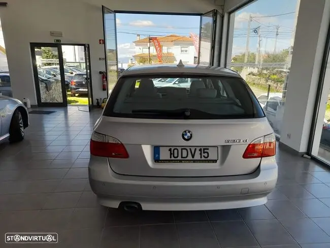 BMW 520 dA Touring 6